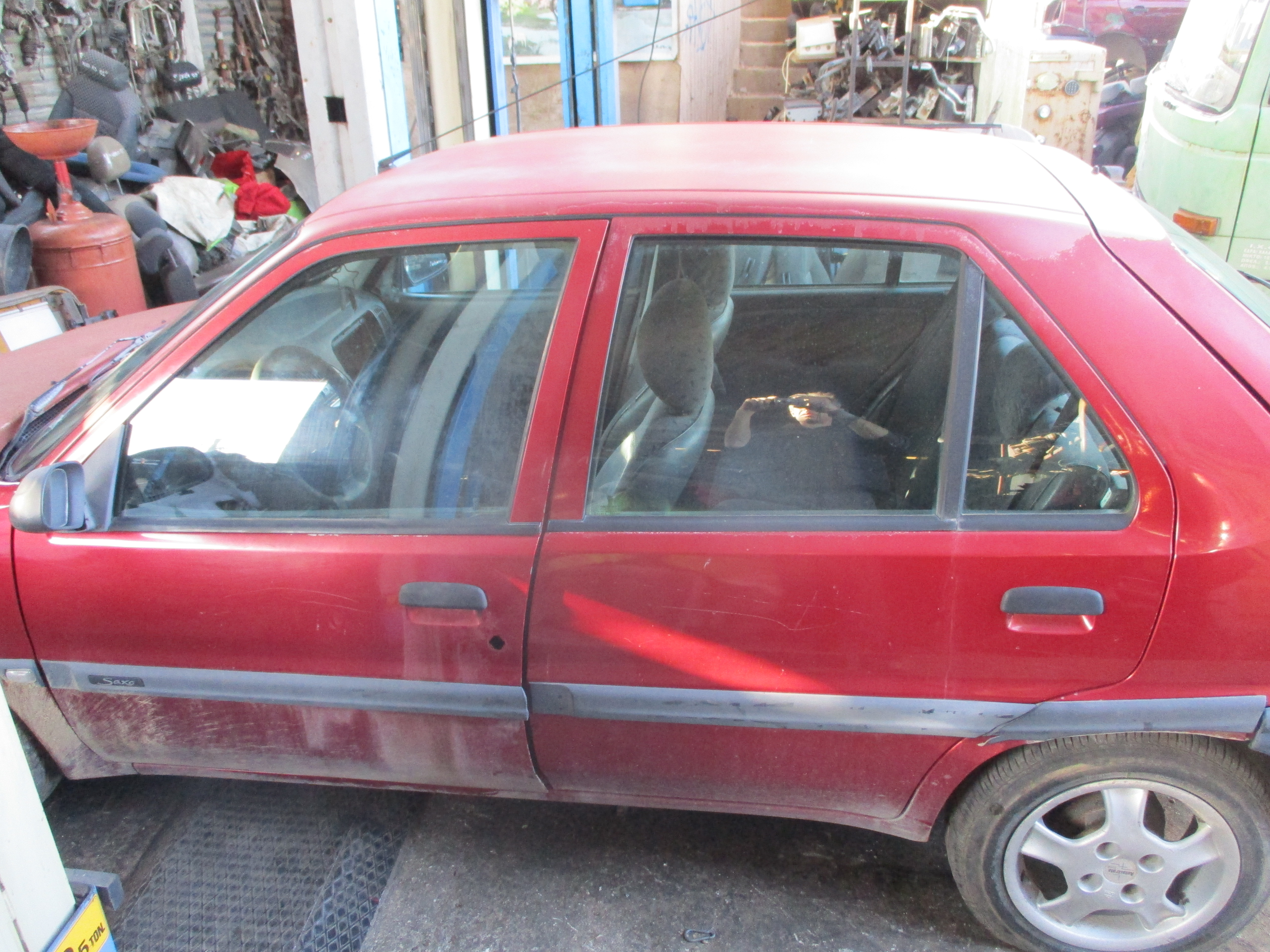 Φινιστρίνια Citroen Saxo ’00 Προσφορά!