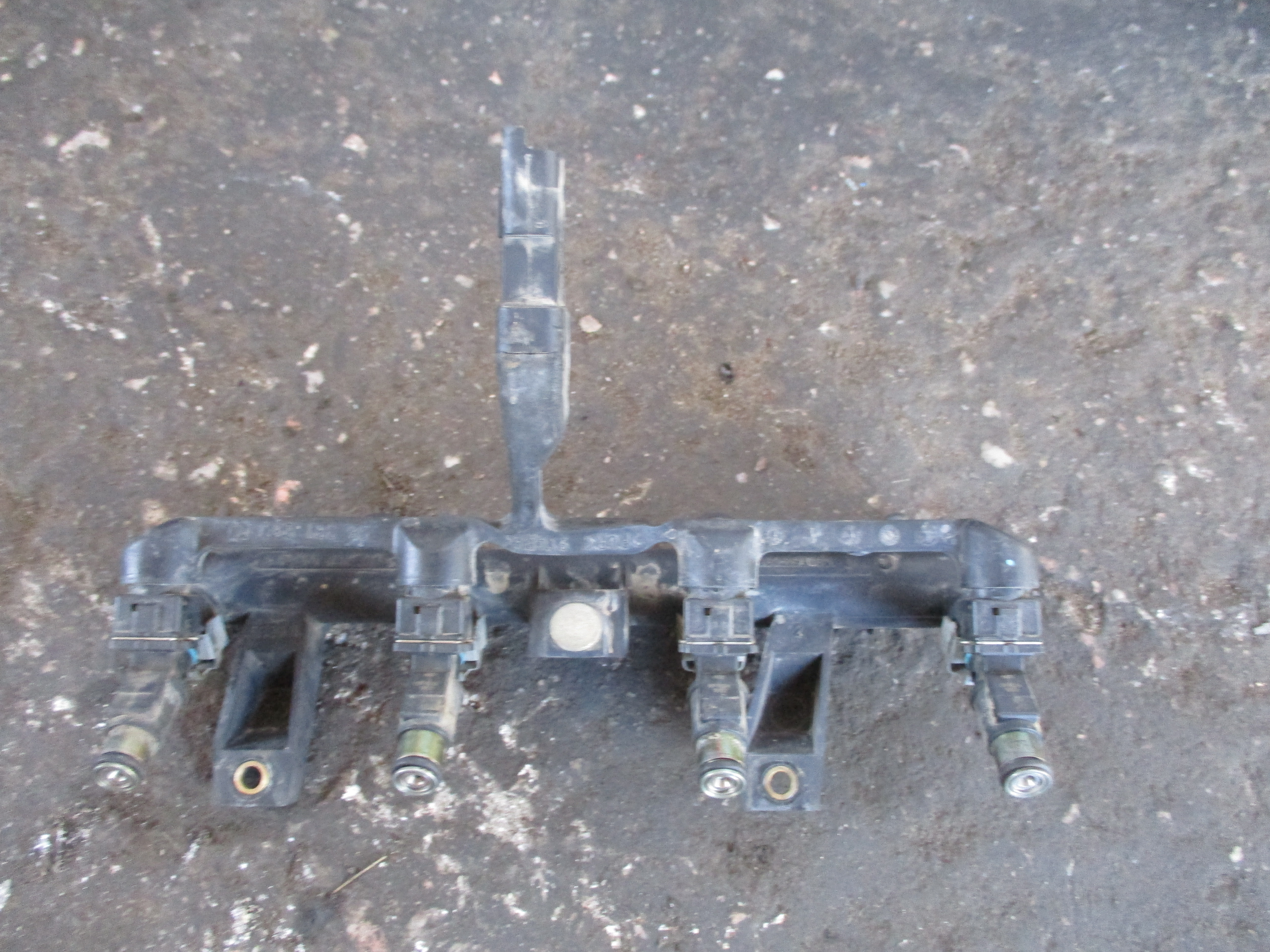 Μπεκιέρα με Μπεκ ( 01F002A ) Citroen Saxo ’00 Προσφορά.