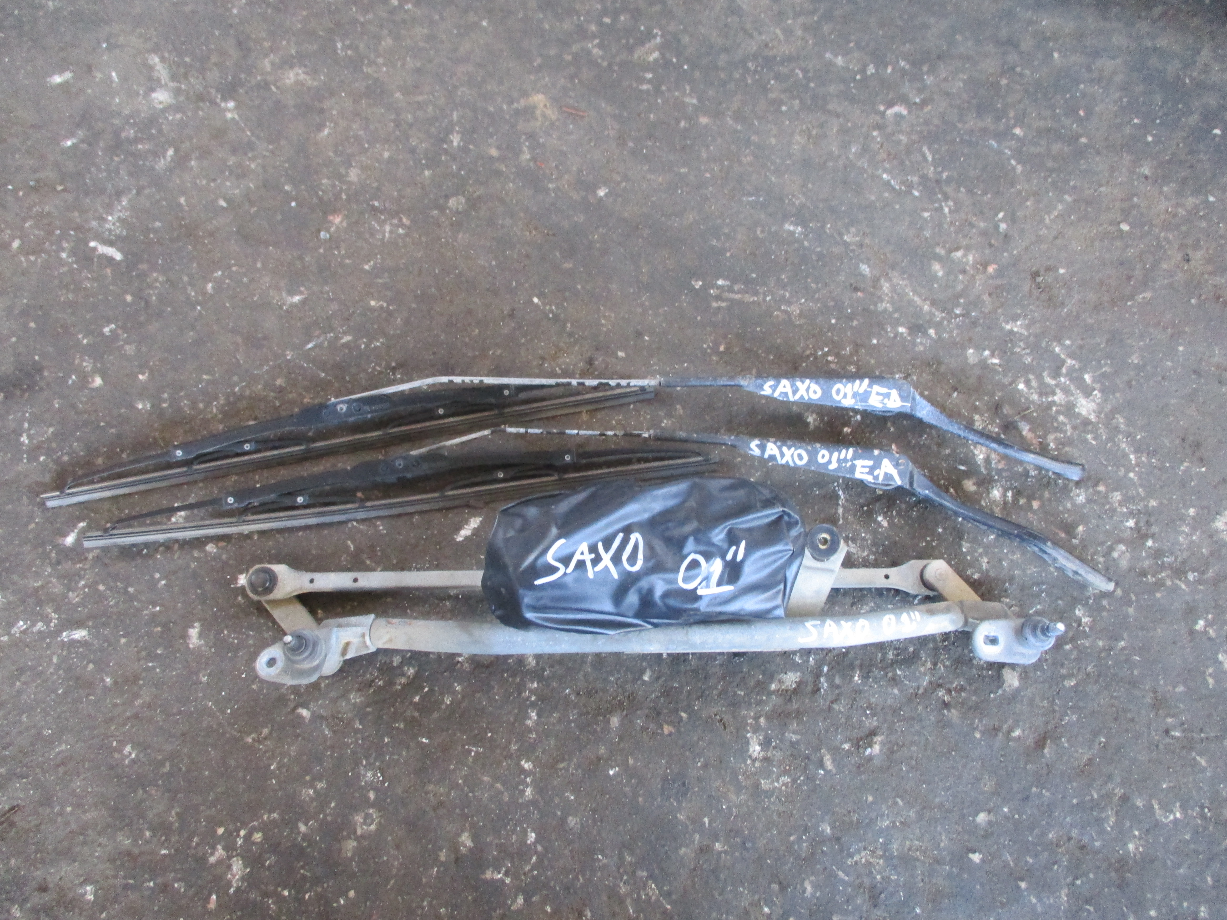 Υαλοκαθαριστήρες Σετ Κομπλέ ( 53544102 ) Citroen Saxo ’00 Προσφορά.