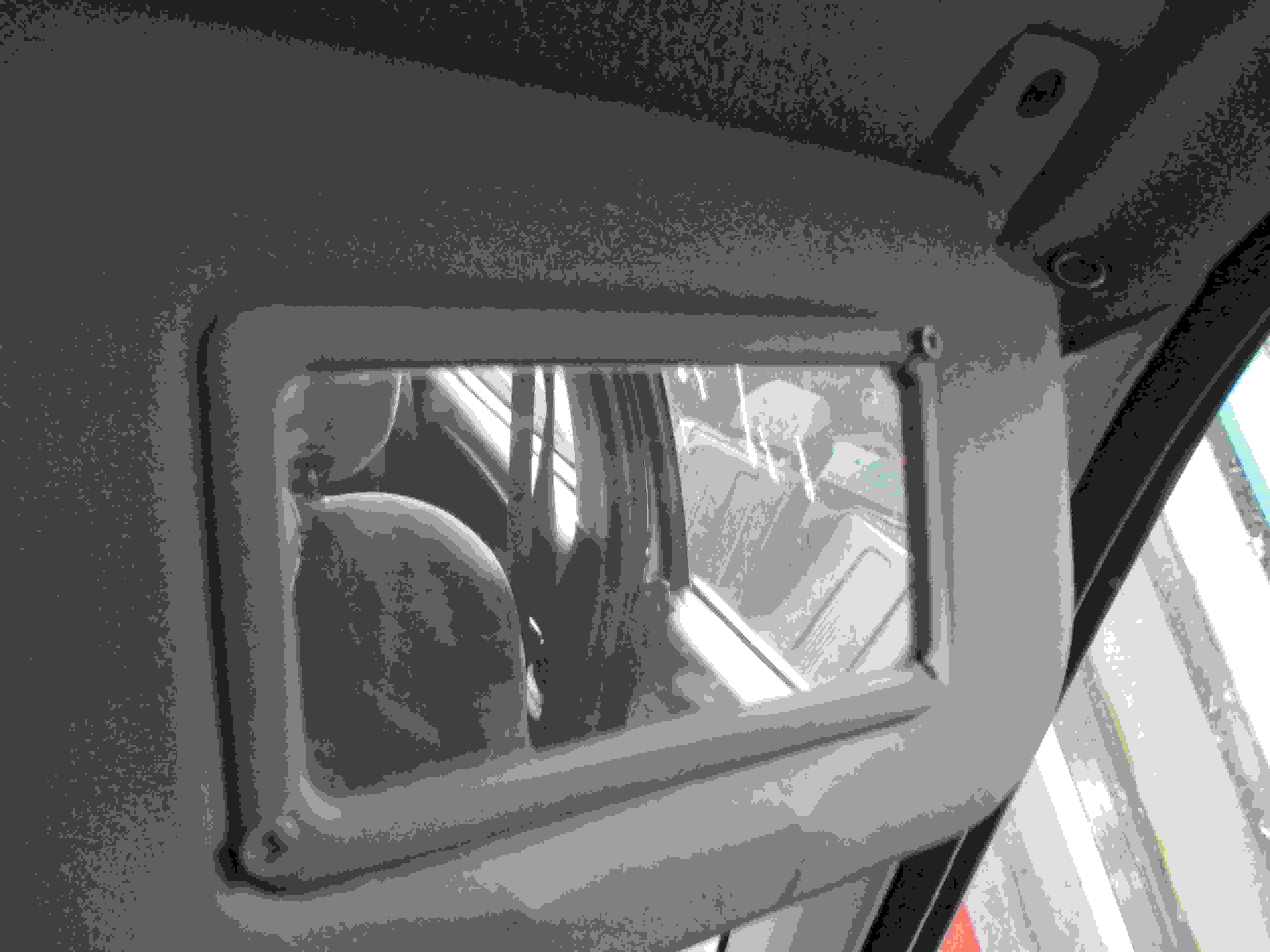 Πλαφονιέρα Citroen Saxo ’01 Προσφορά.