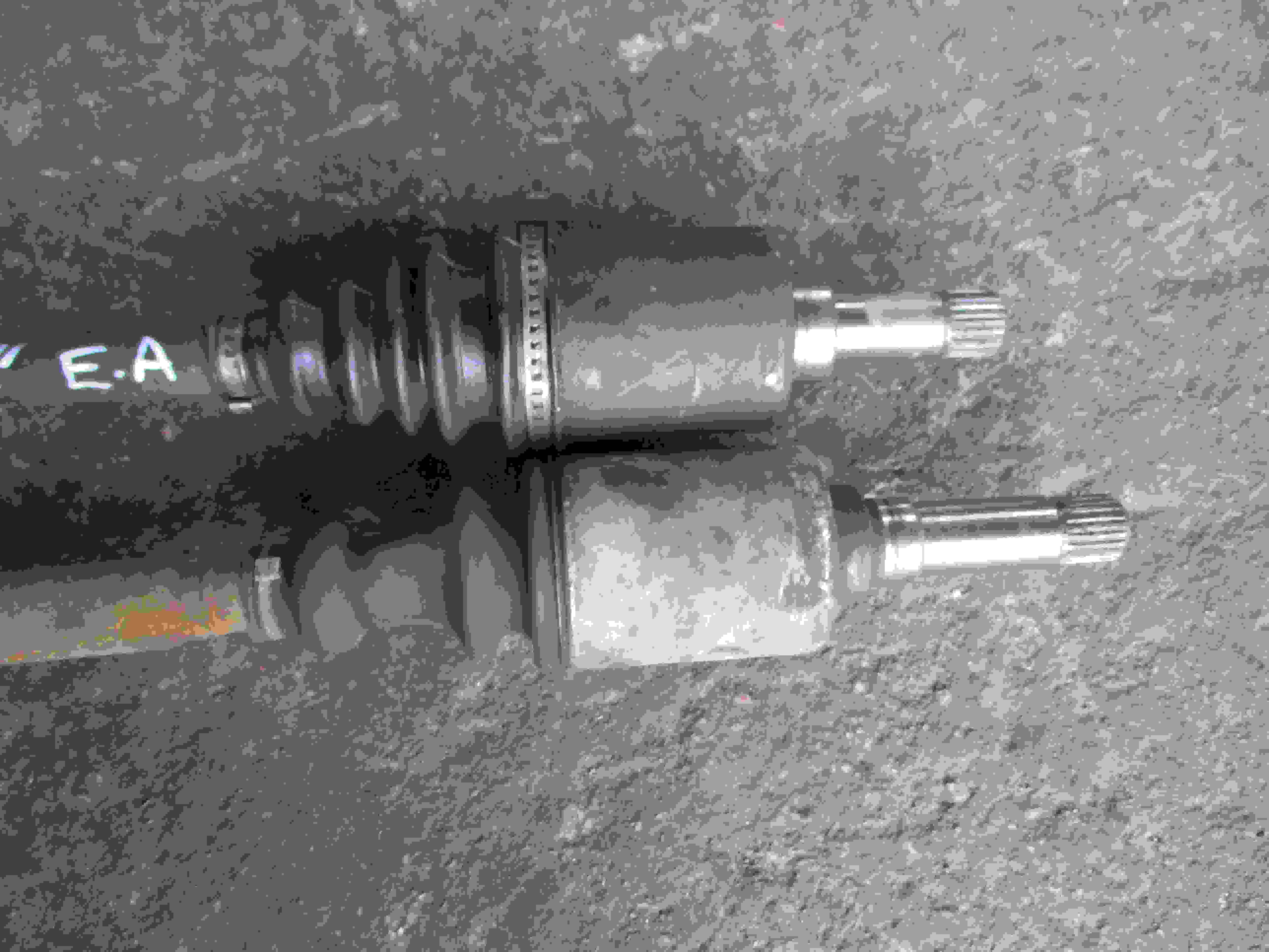 Ημιαξόνια Citroen Saxo ’01 (Προσφορά 50 ευρώ)