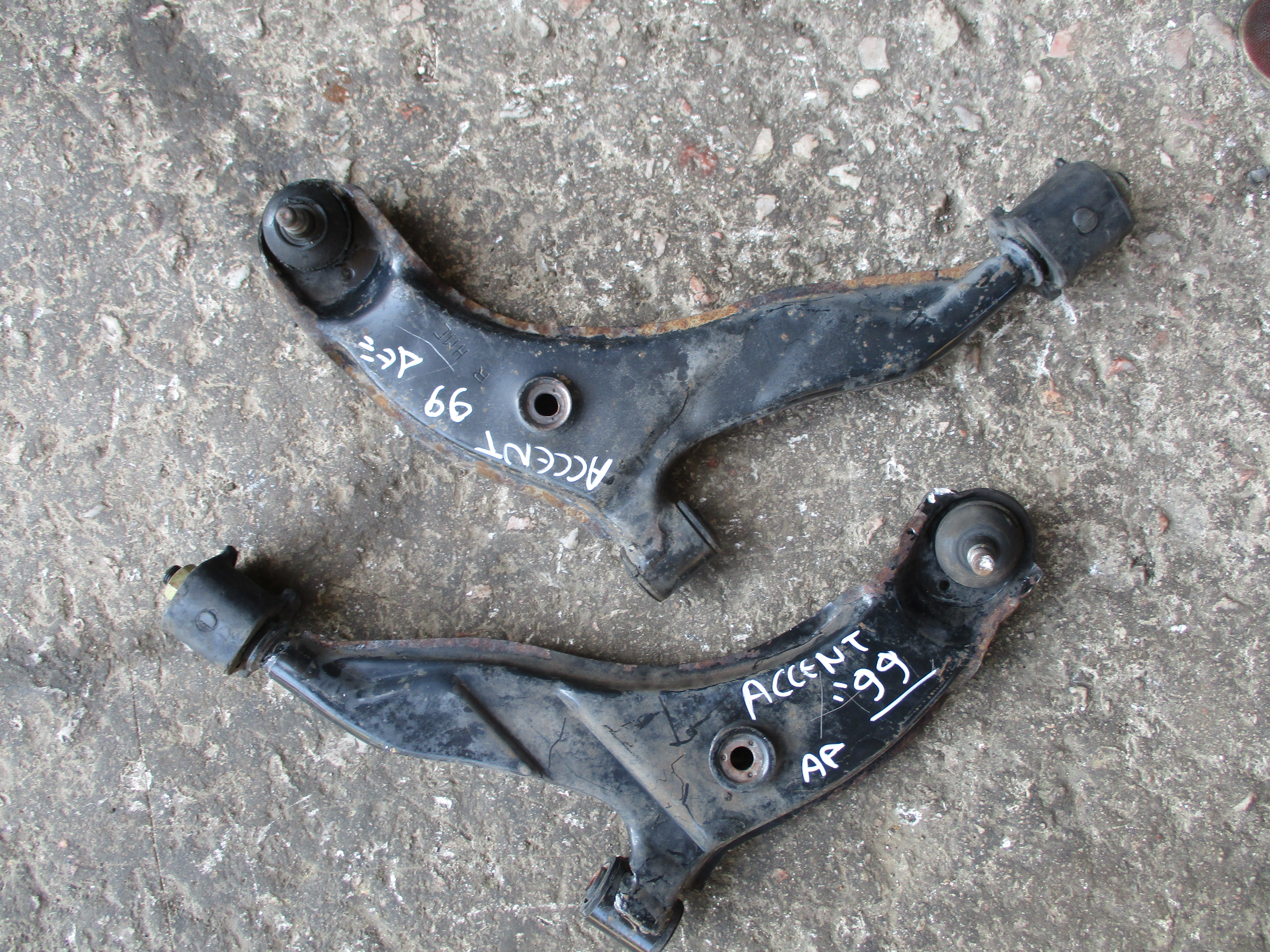 Ψαλίδια Hyundai Accent ’99 Προσφορά