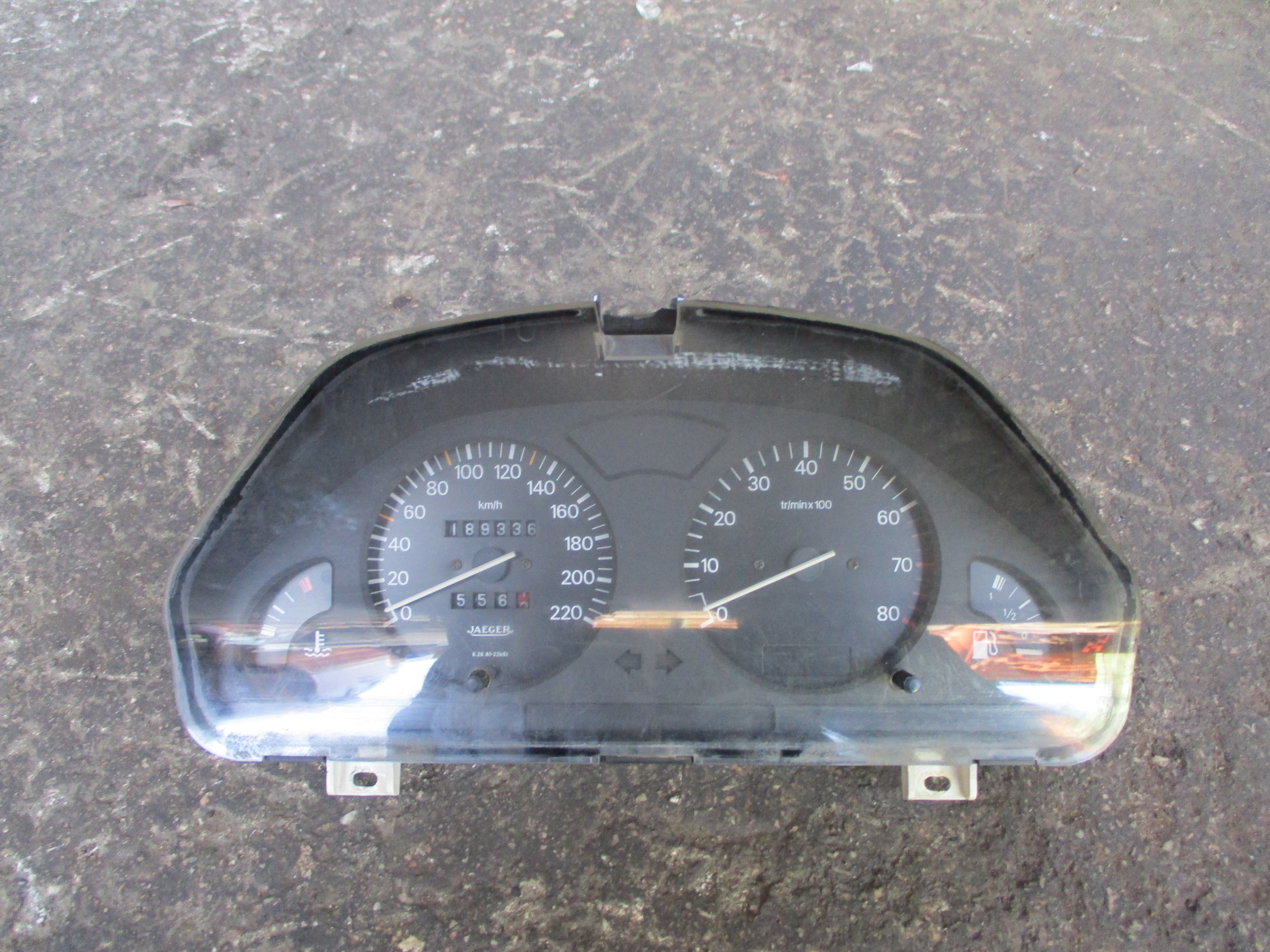 Κοντέρ Peugeot 106 ’94 (Προσφορά 50 ευρώ)