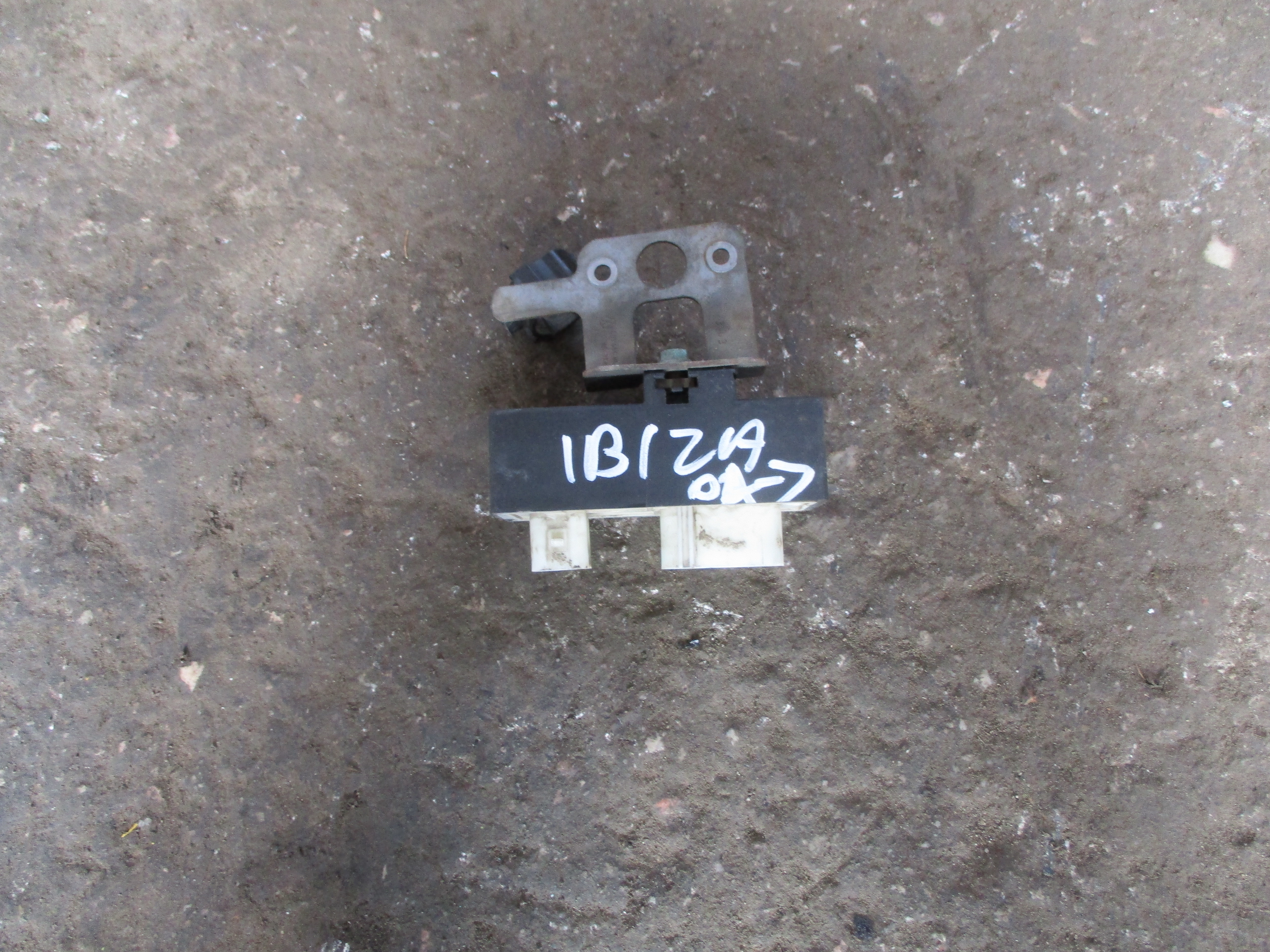 Ρελέ Βεντιλάτερ ( 1J0919506M ) Seat Ibiza ’04 Προσφορά.