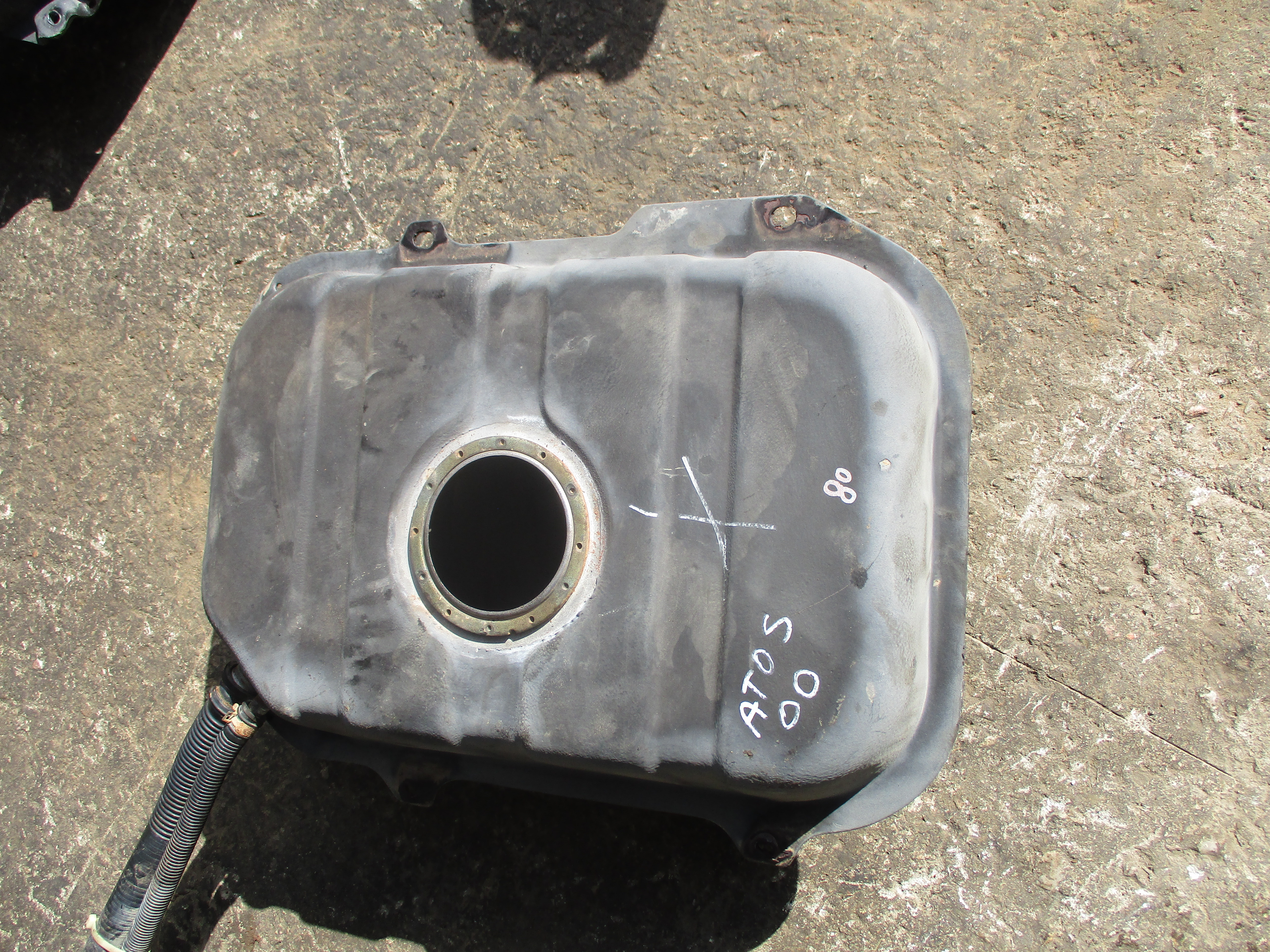 Ρεζερβουάρ Hyundai Atos ’00 Προσφορά!