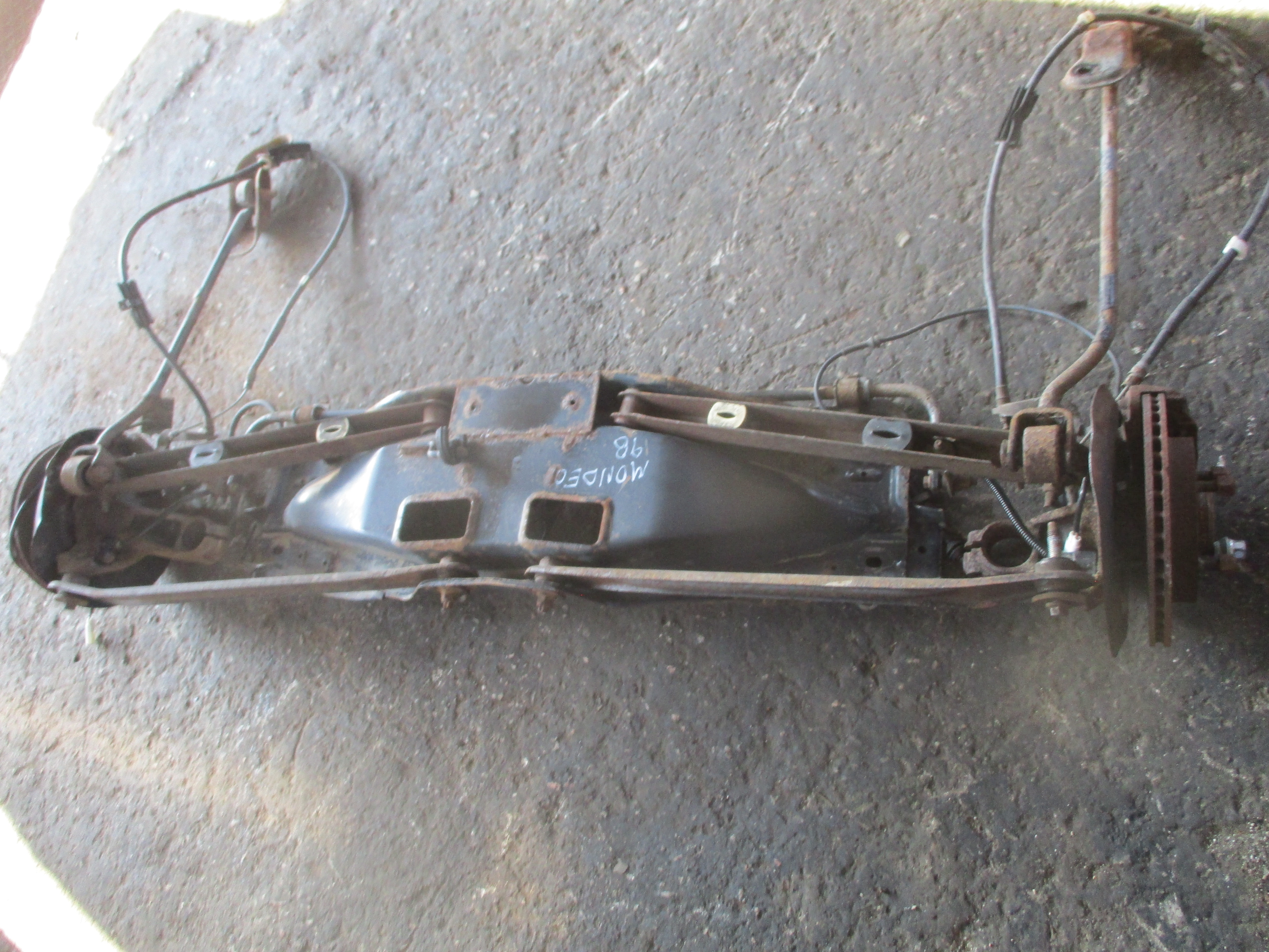 Γέφυρα Πίσω Κομπλέ Ford Mondeo ’98 Προσφορά.