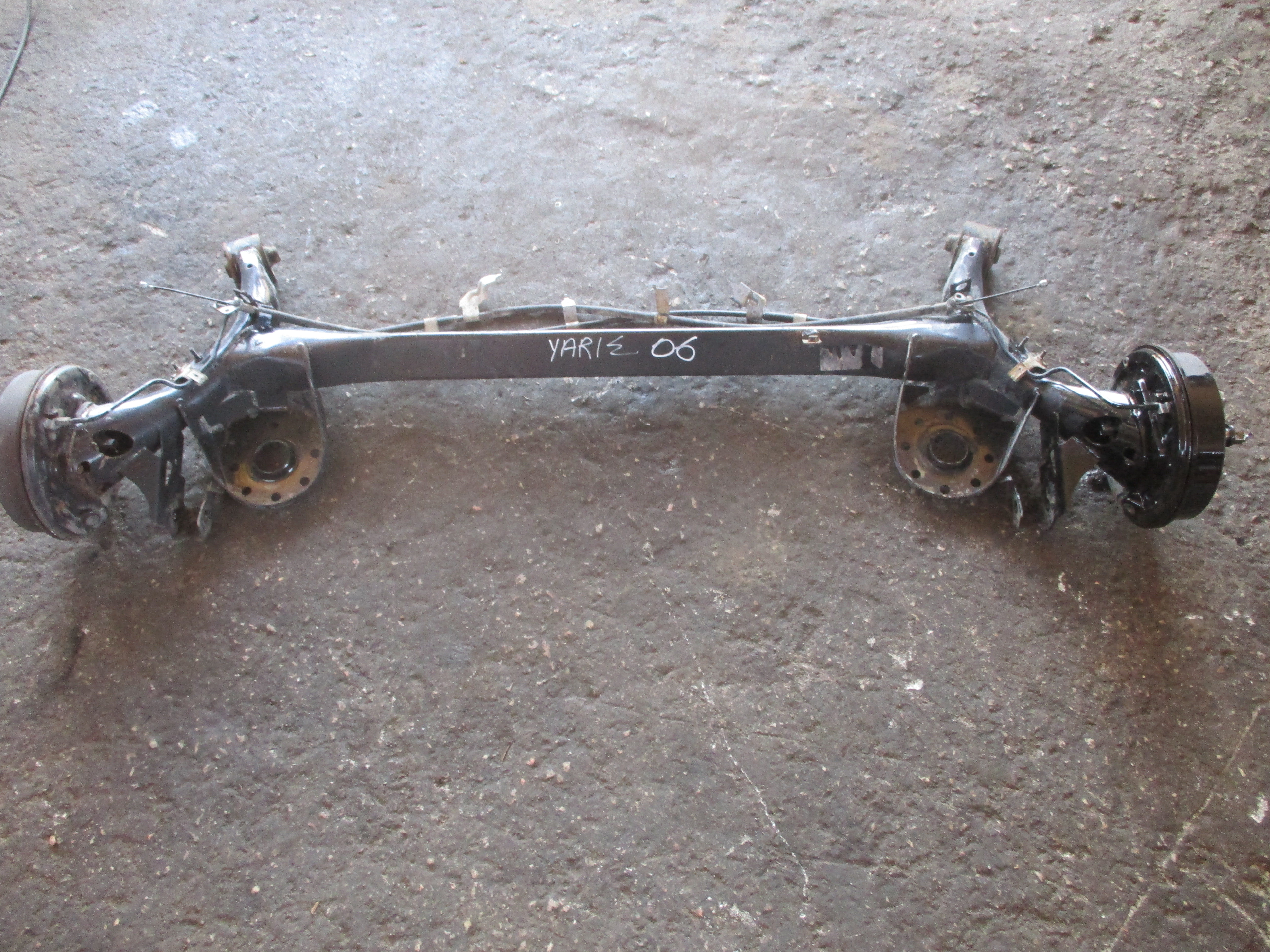 Άξονας Πίσω Toyota Yaris ’06 Προσφορά.