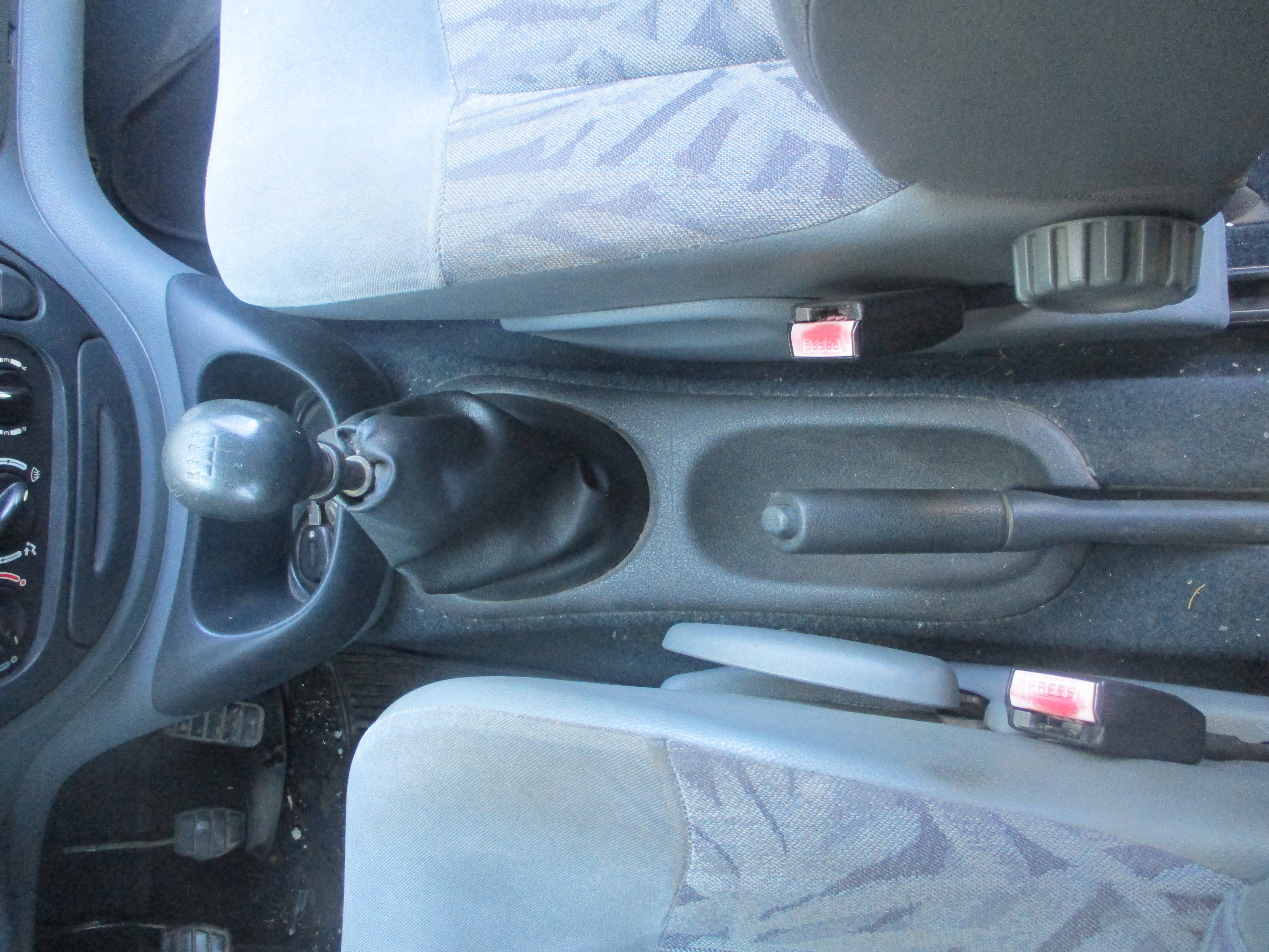 Ταμπλό Renault Scenic ’99, προσφορά 50 ευρώ!