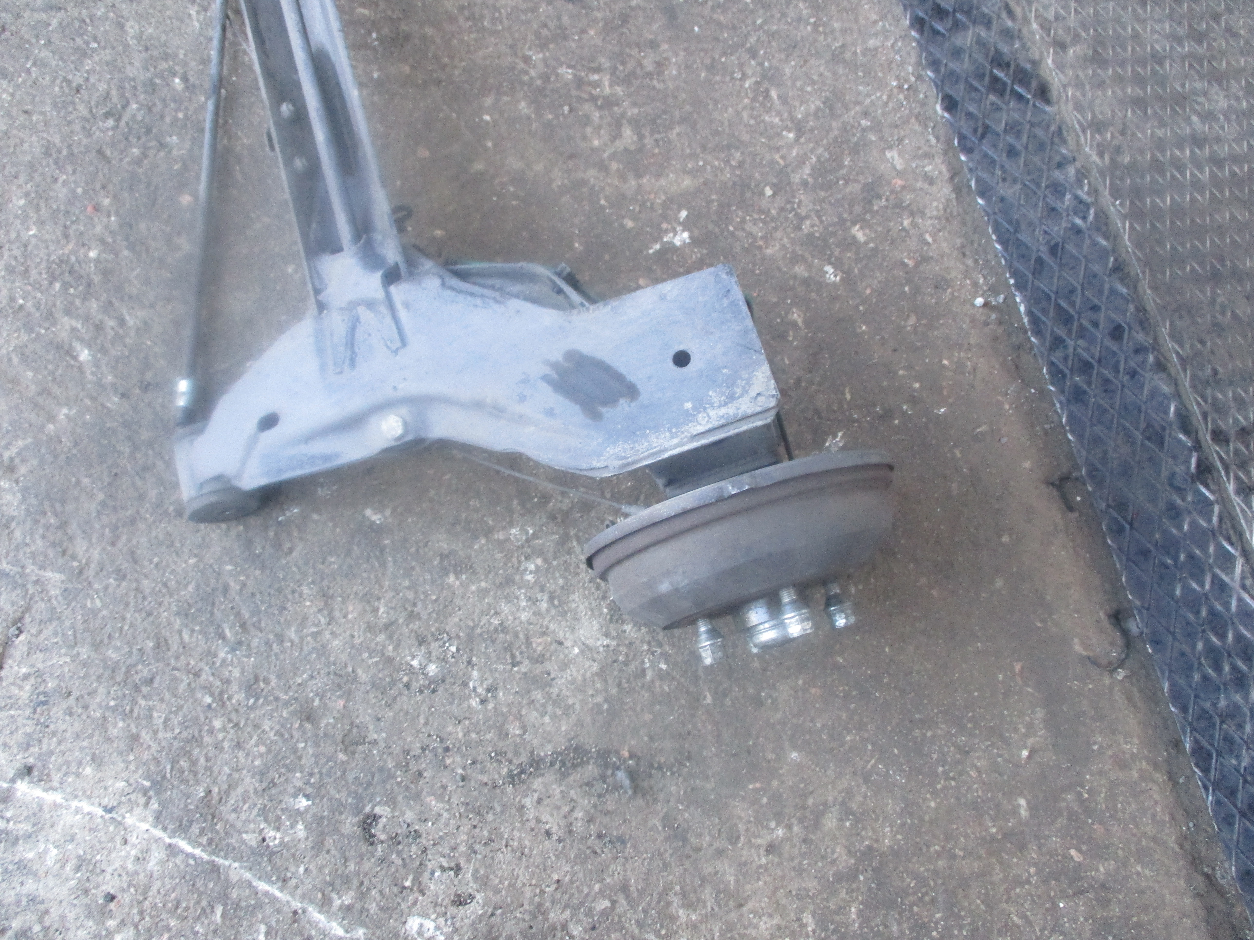 Άξονας Πίσω Opel Corsa ’98 Προσφορά.