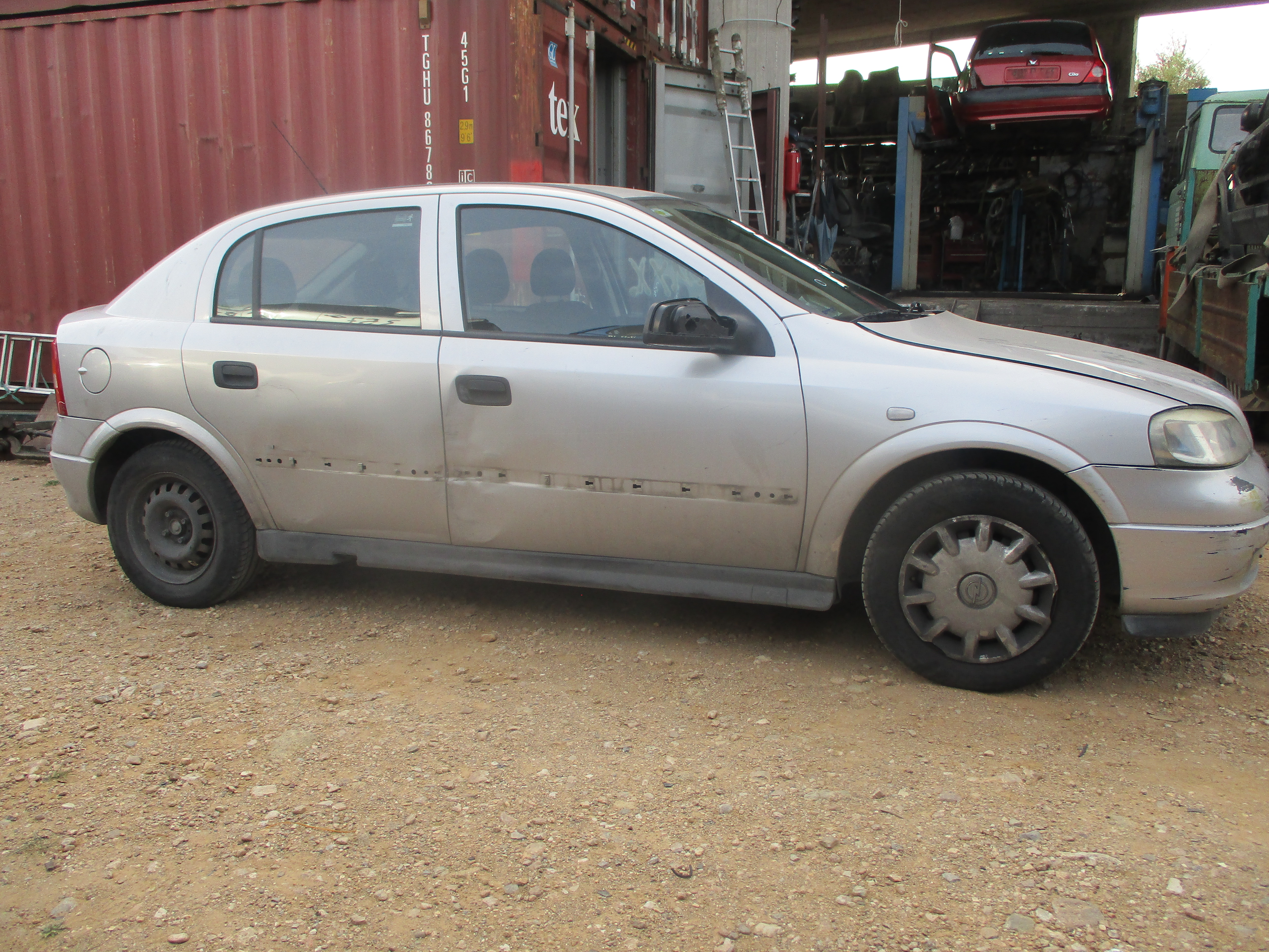 Φτερά Πίσω Opel Astra G ’01 Προσφορά.