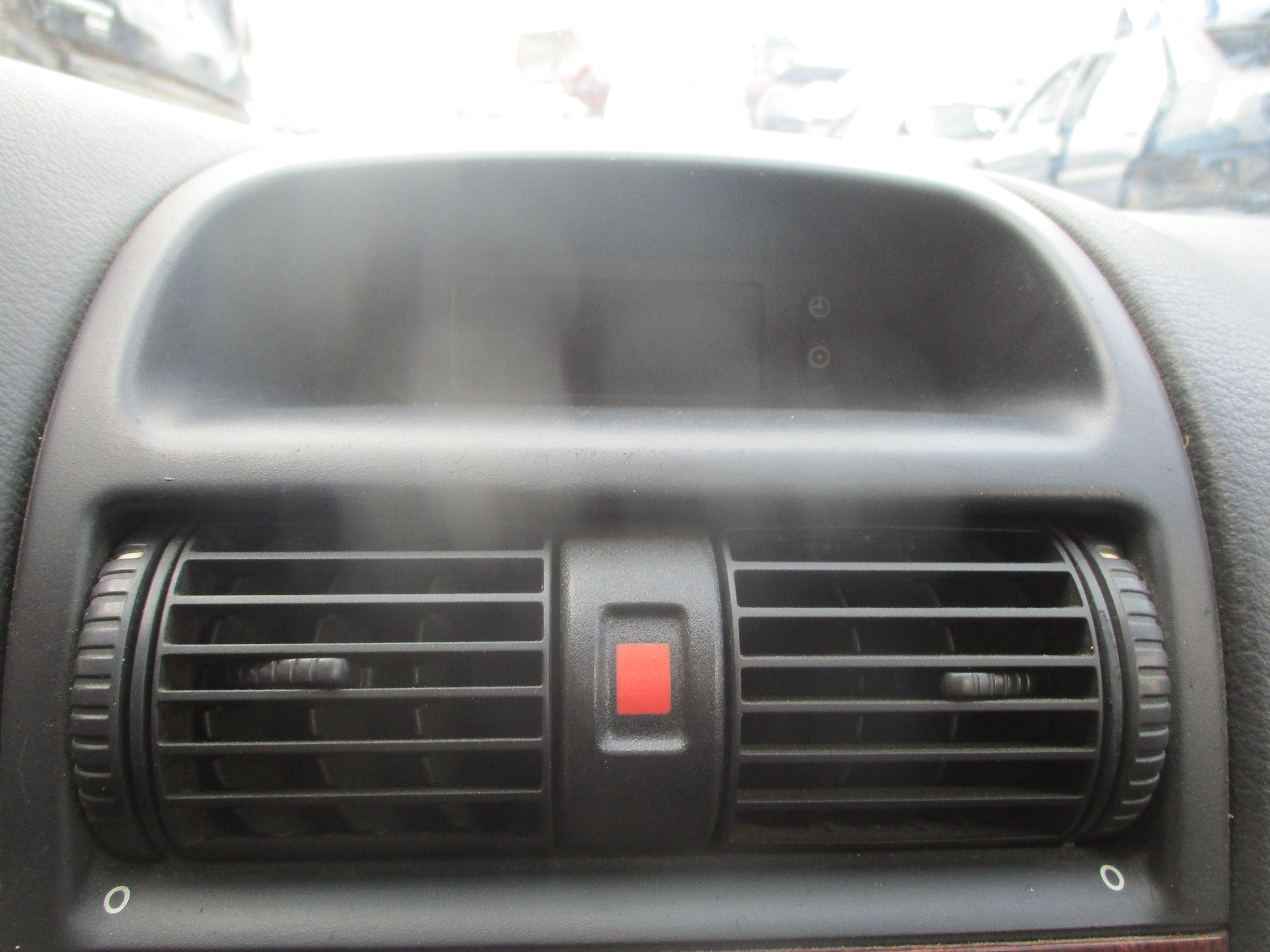 Διακόπτης Αλάρμ Opel Astra G ’01 Προσφορά.