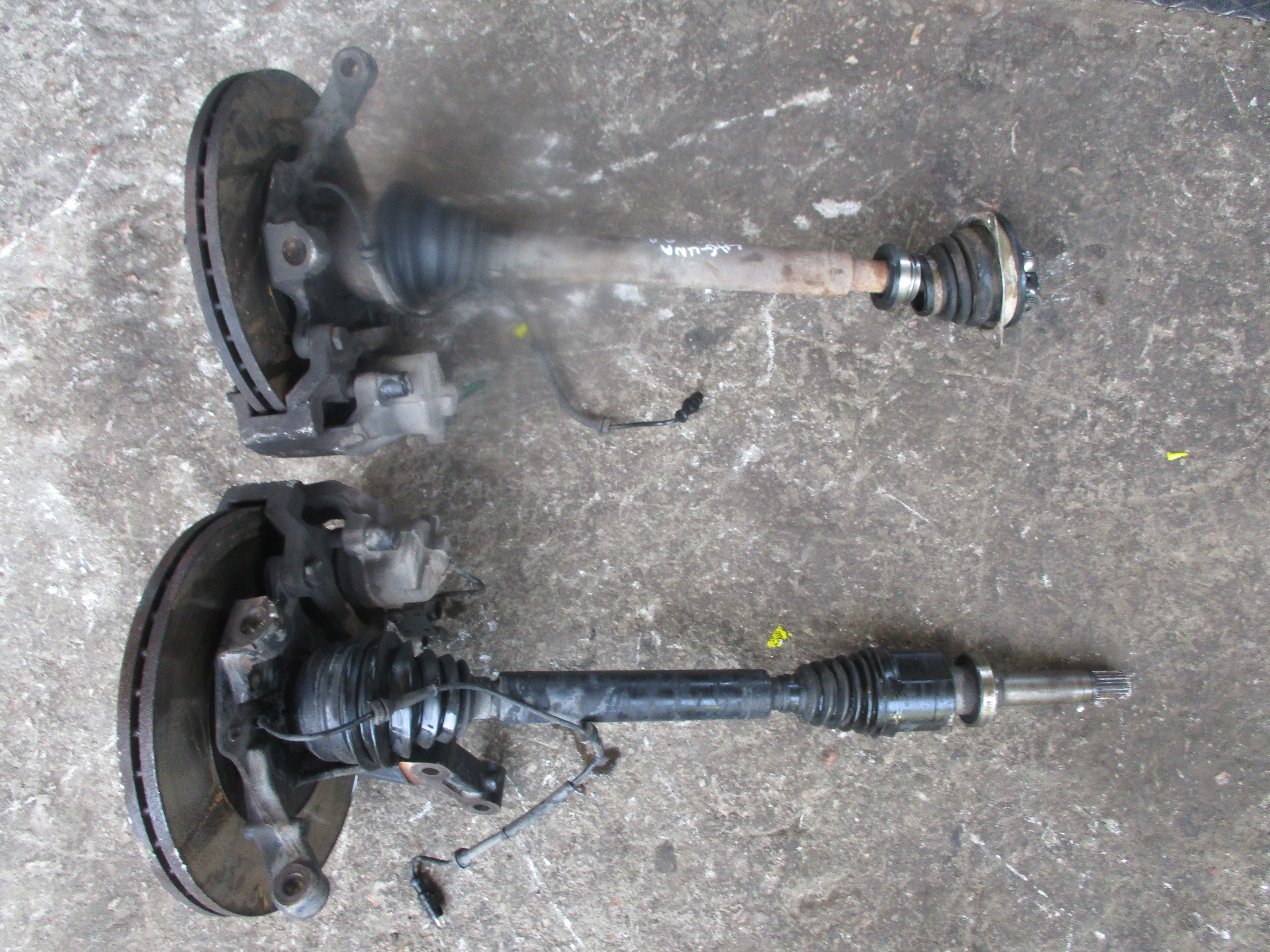 Ημιαξόνιο Αριστερό-Δεξί Renault Laguna ’02 Προσφορά.