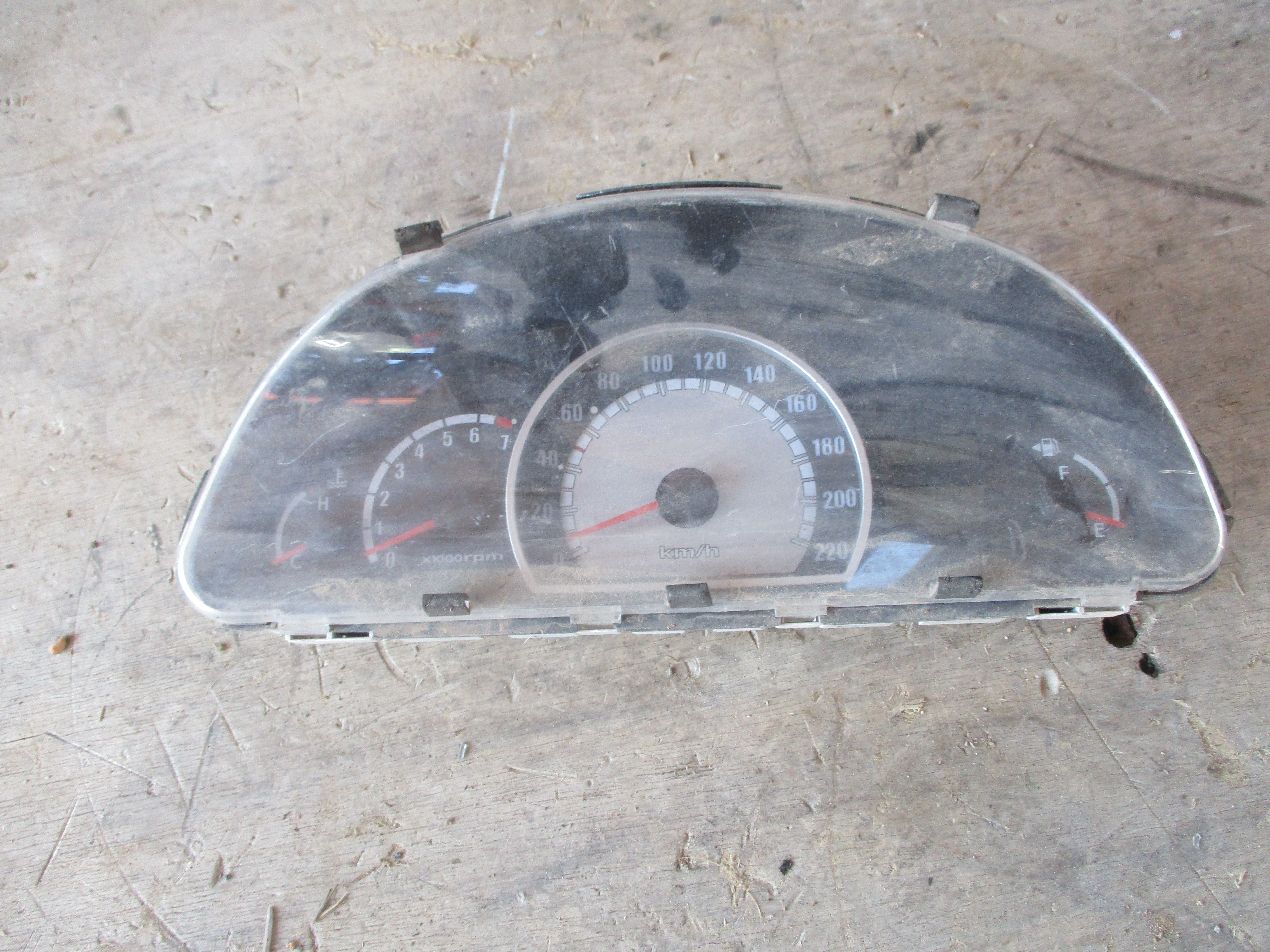 Κοντέρ Hyundai Matrix ’05 Προσφορά 45 Ευρώ ! ( 2005 – 70000 HC 165 )