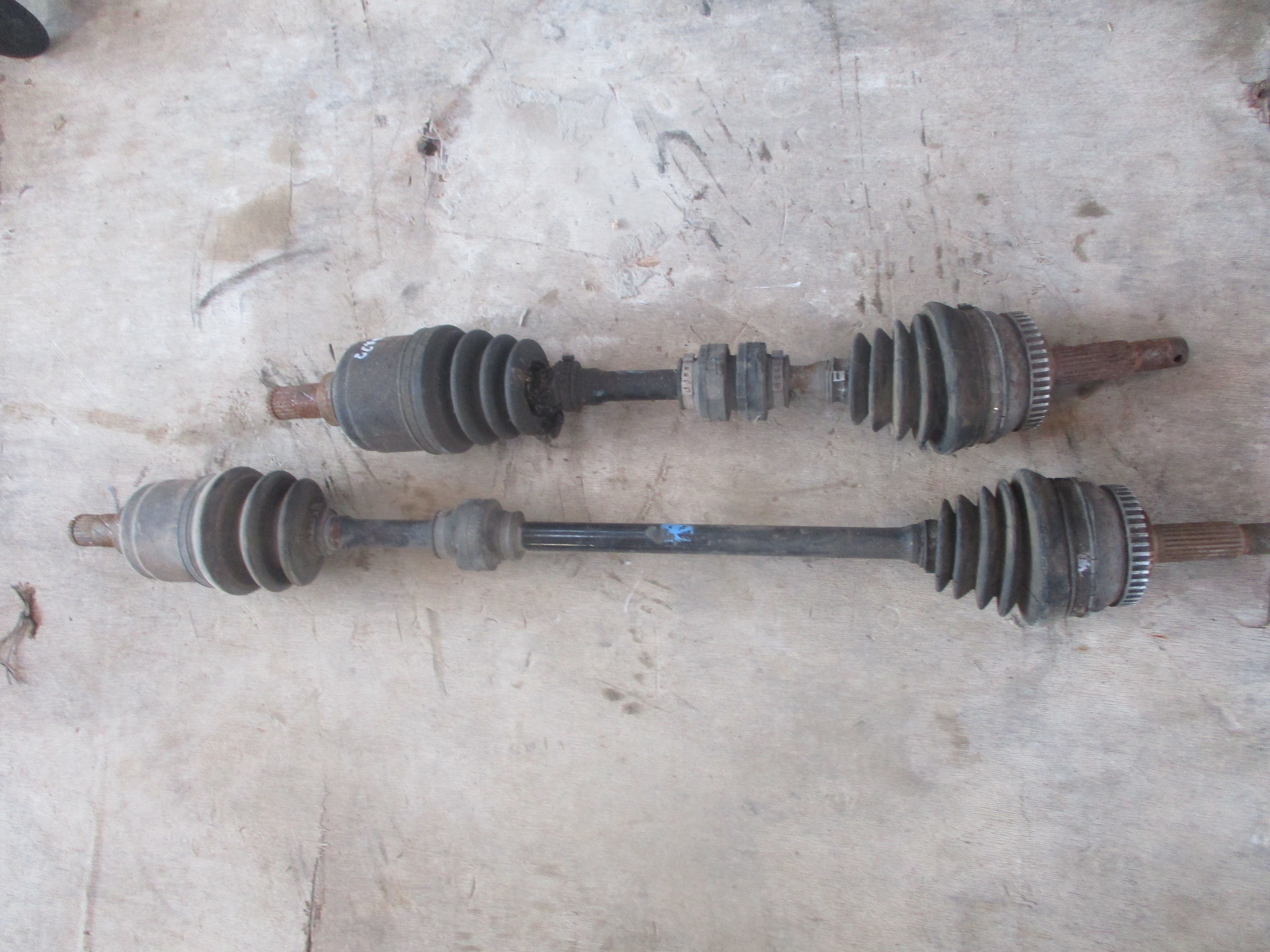 Ημιαξόνια Nissan Micra K11 ’00 Προσφορά  !