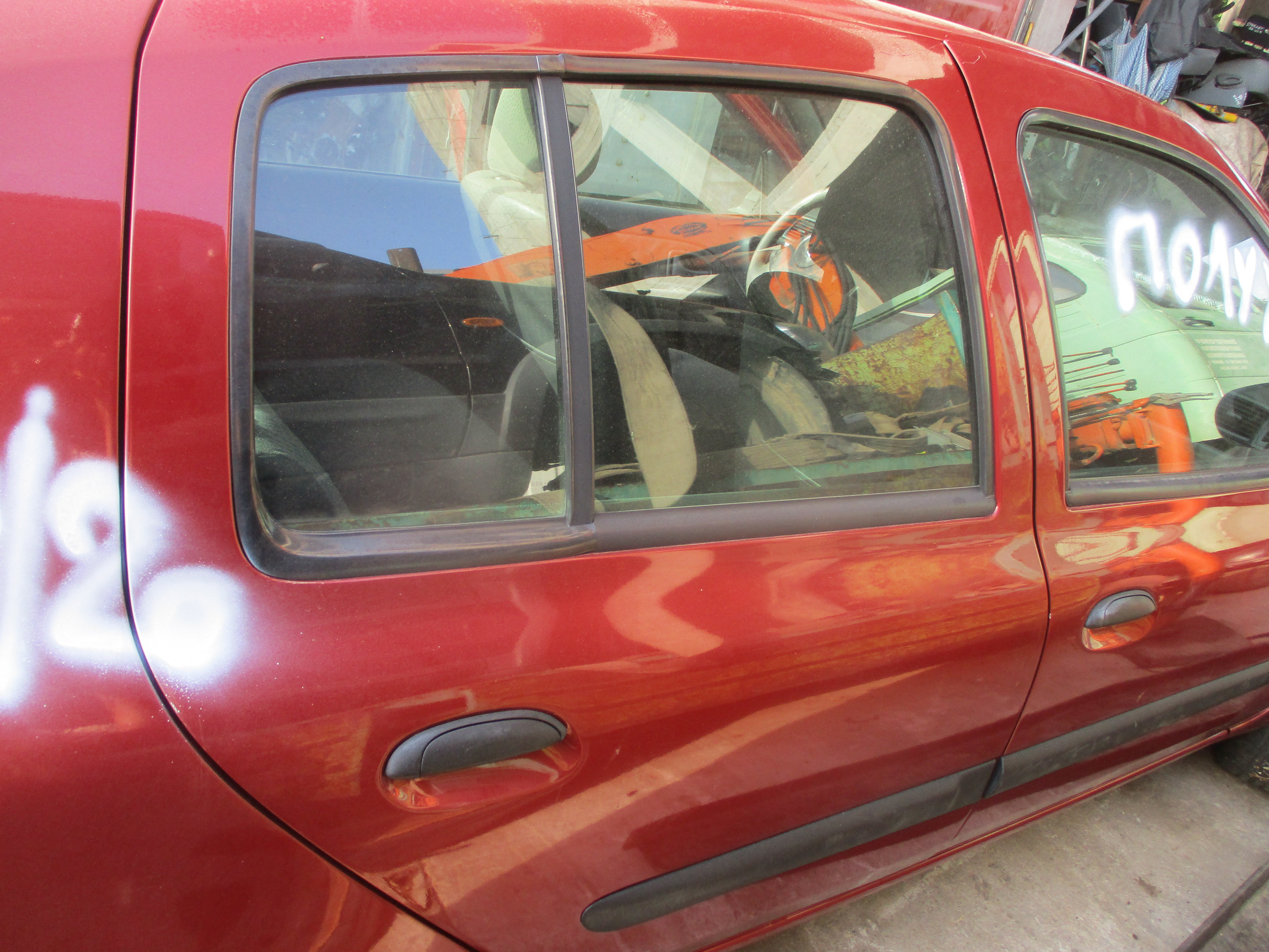 Φινιστρίνια Renault Clio ’04 Προσφορά.