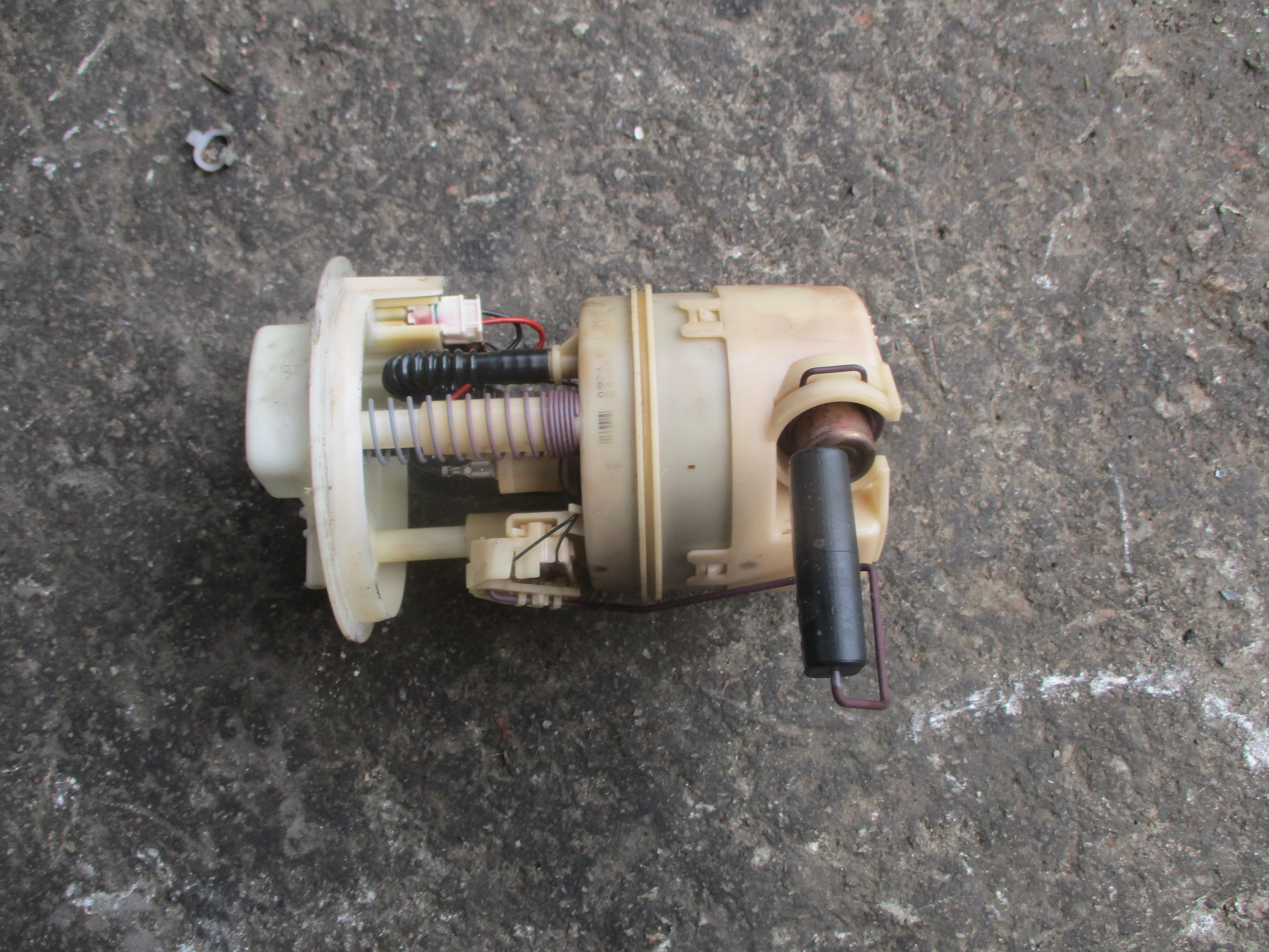 Αντλία Βενζίνης Renault Clio ’04 Προσφορά.