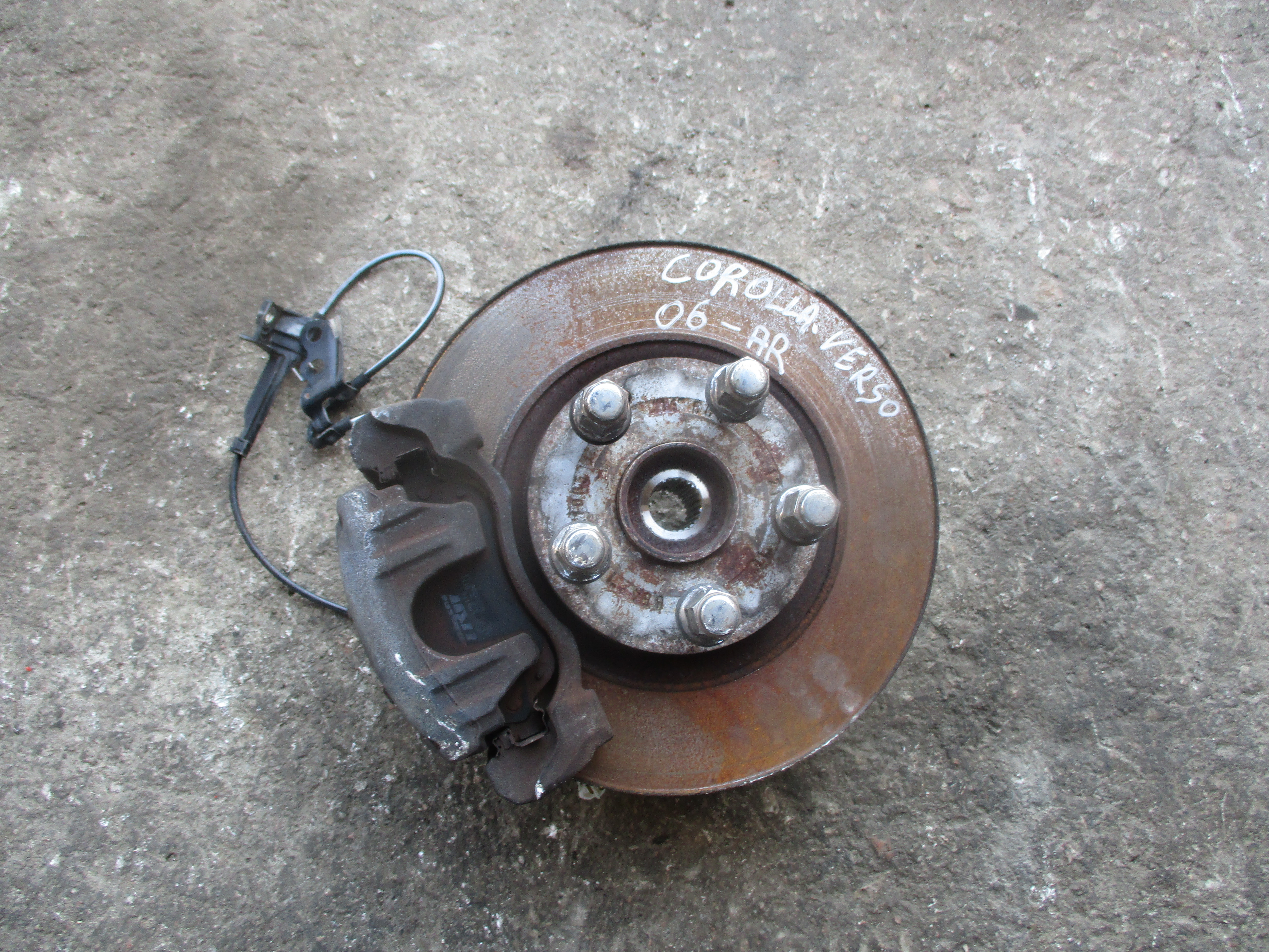 Ακραξόνιο Toyota Corolla Verso ’06 Προσφορά.