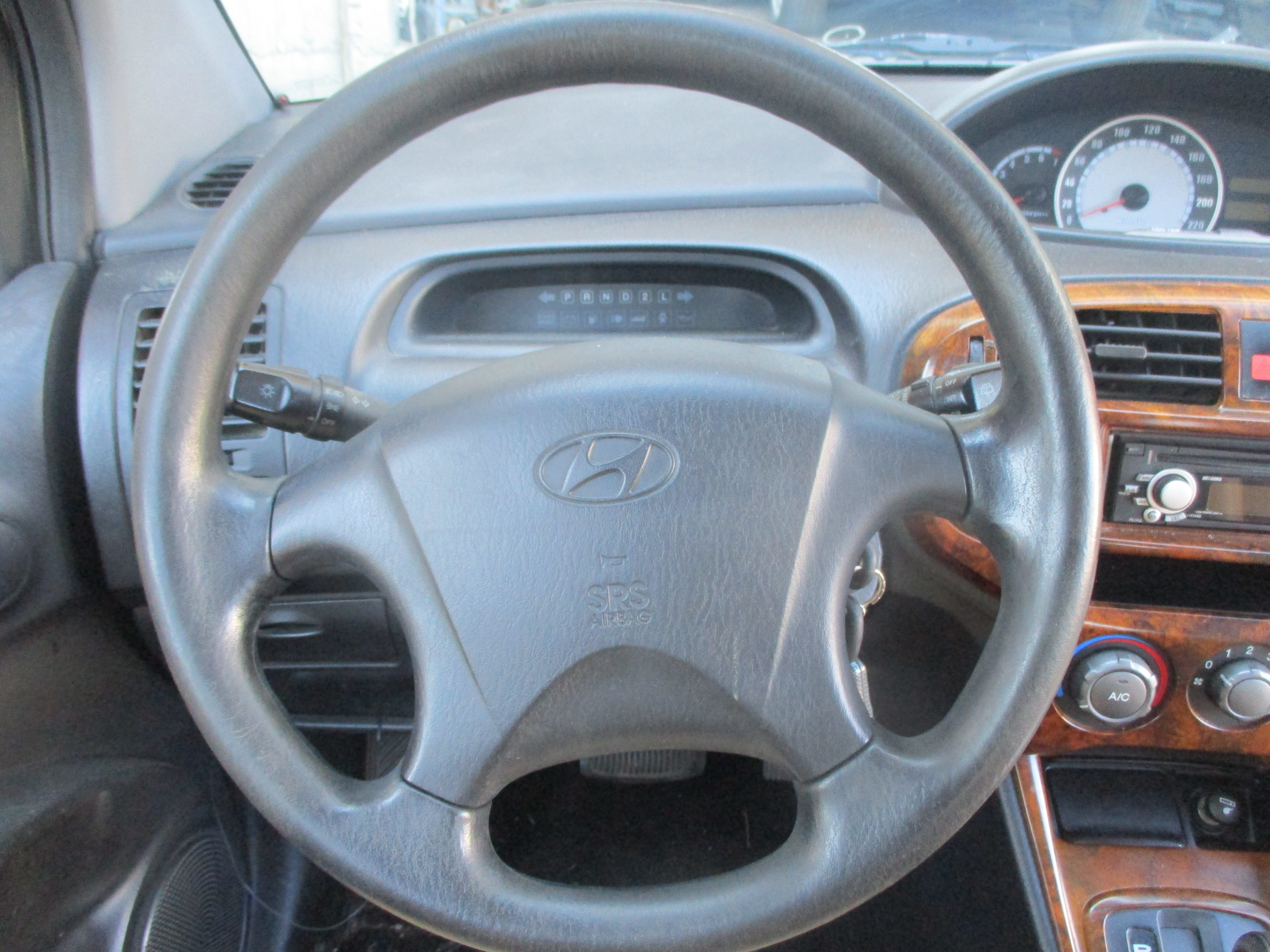Τιμόνι (Βολάν) Hyundai Matrix ’03 Προσφορά.