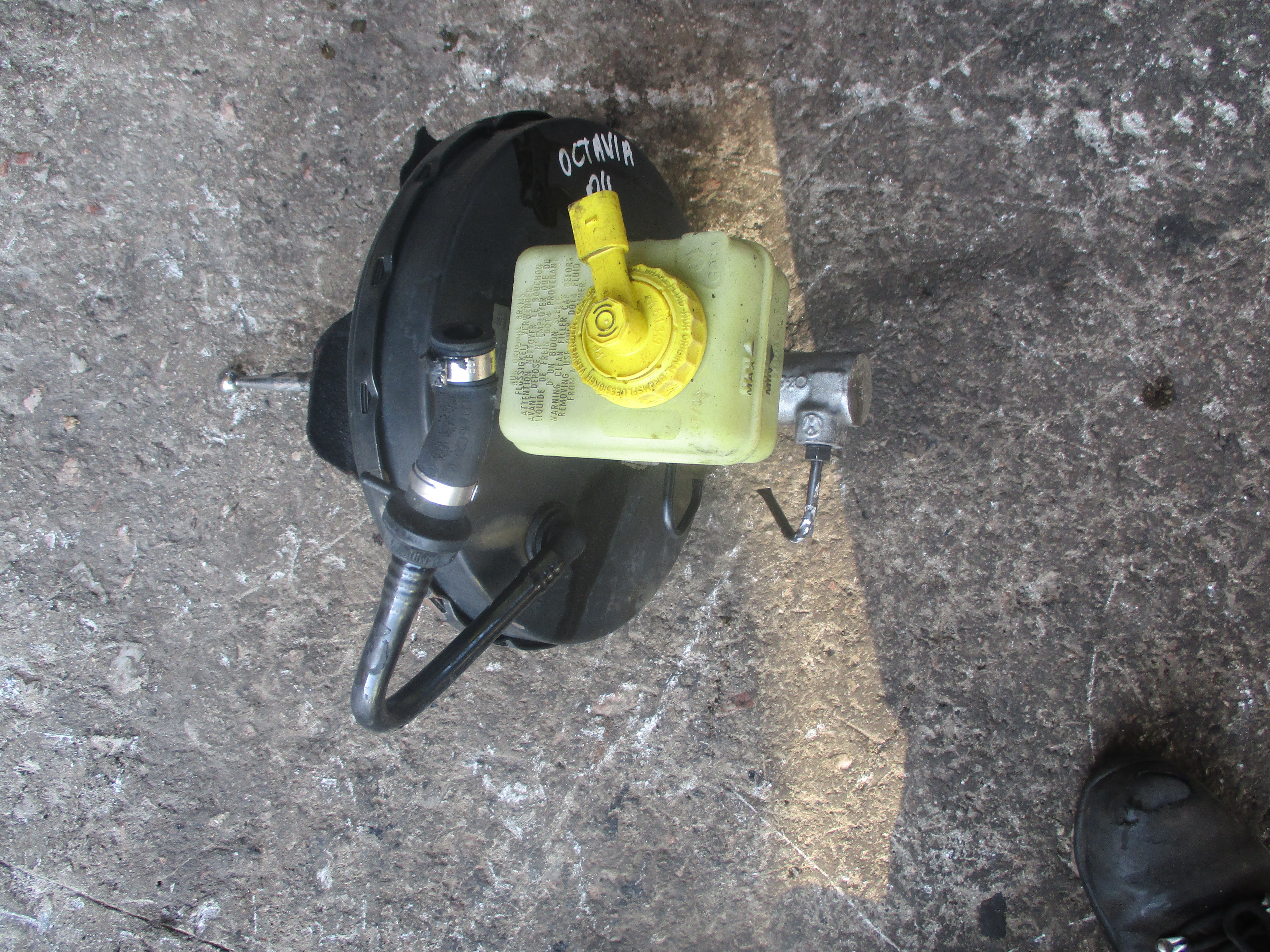 Σεβρόφρενο Skoda Octavia ’04 Προσφορά.