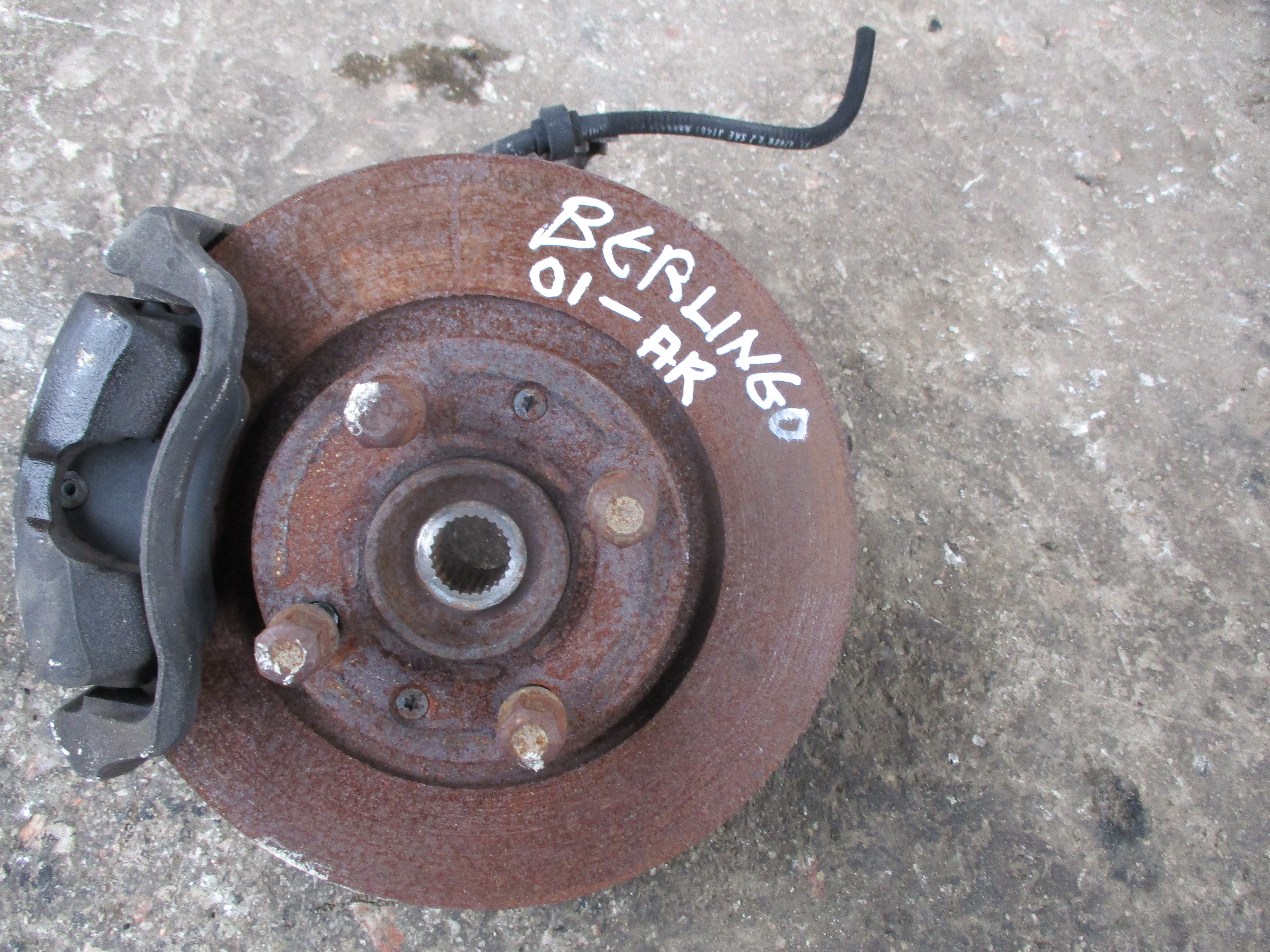 Ακραξόνια Citroen Berlingo ’01 Προσφορά.