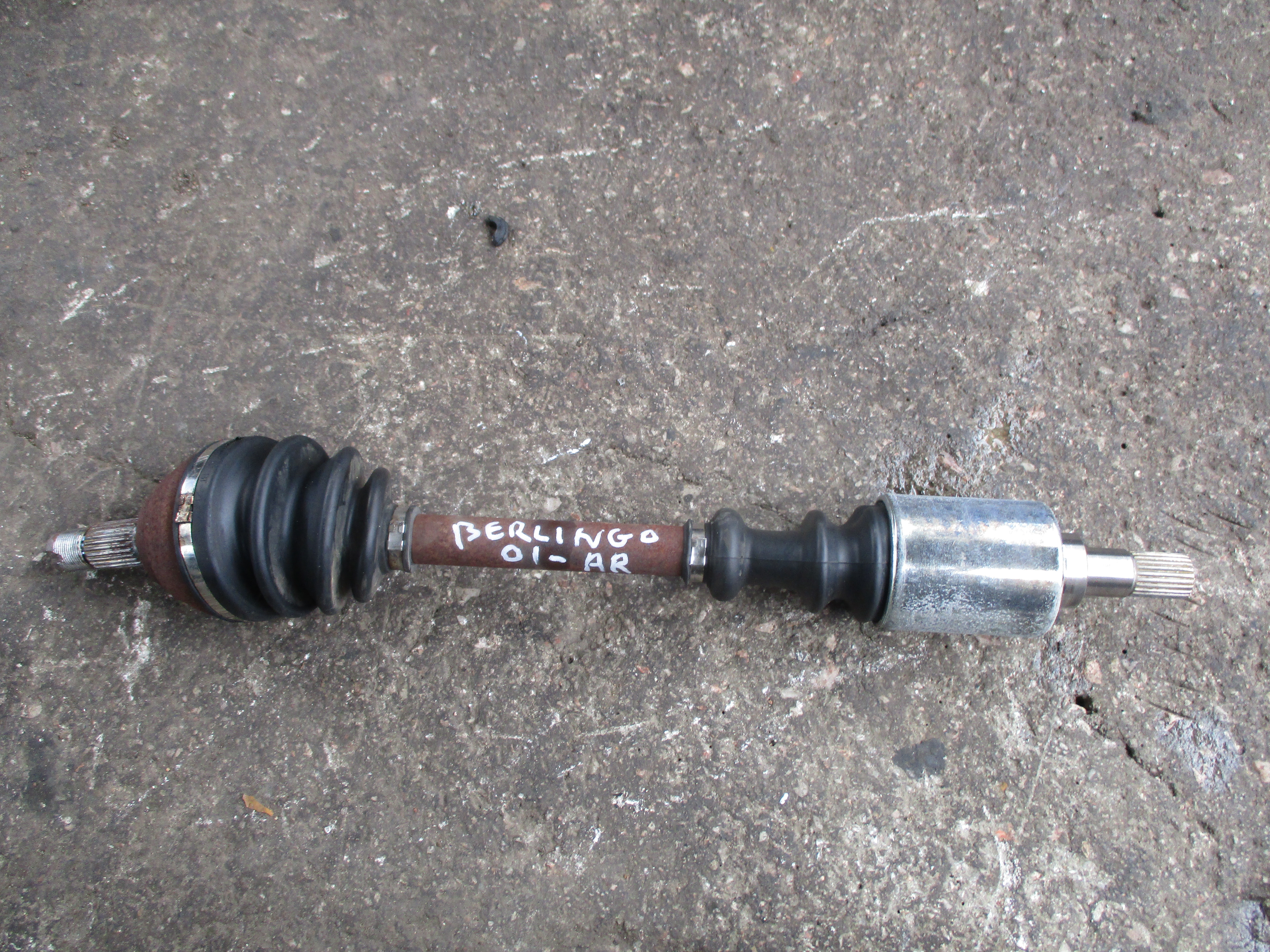 Ημιαξόνιο Aριστερό Citroen Berlingo ’01 Προσφορά.