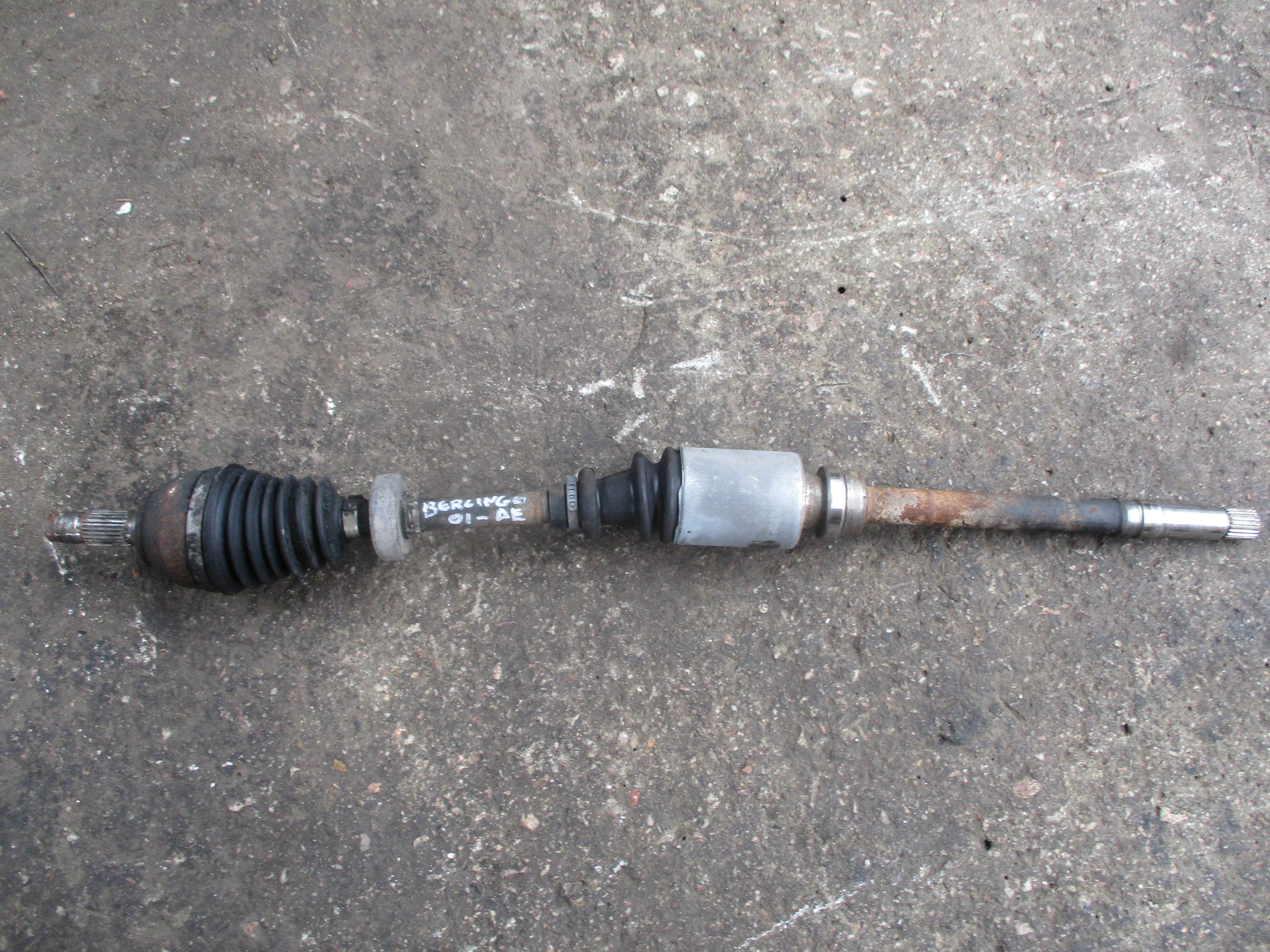 Ημιαξόνιο Δεξί Citroen Berlingo ’01 Προσφορά.