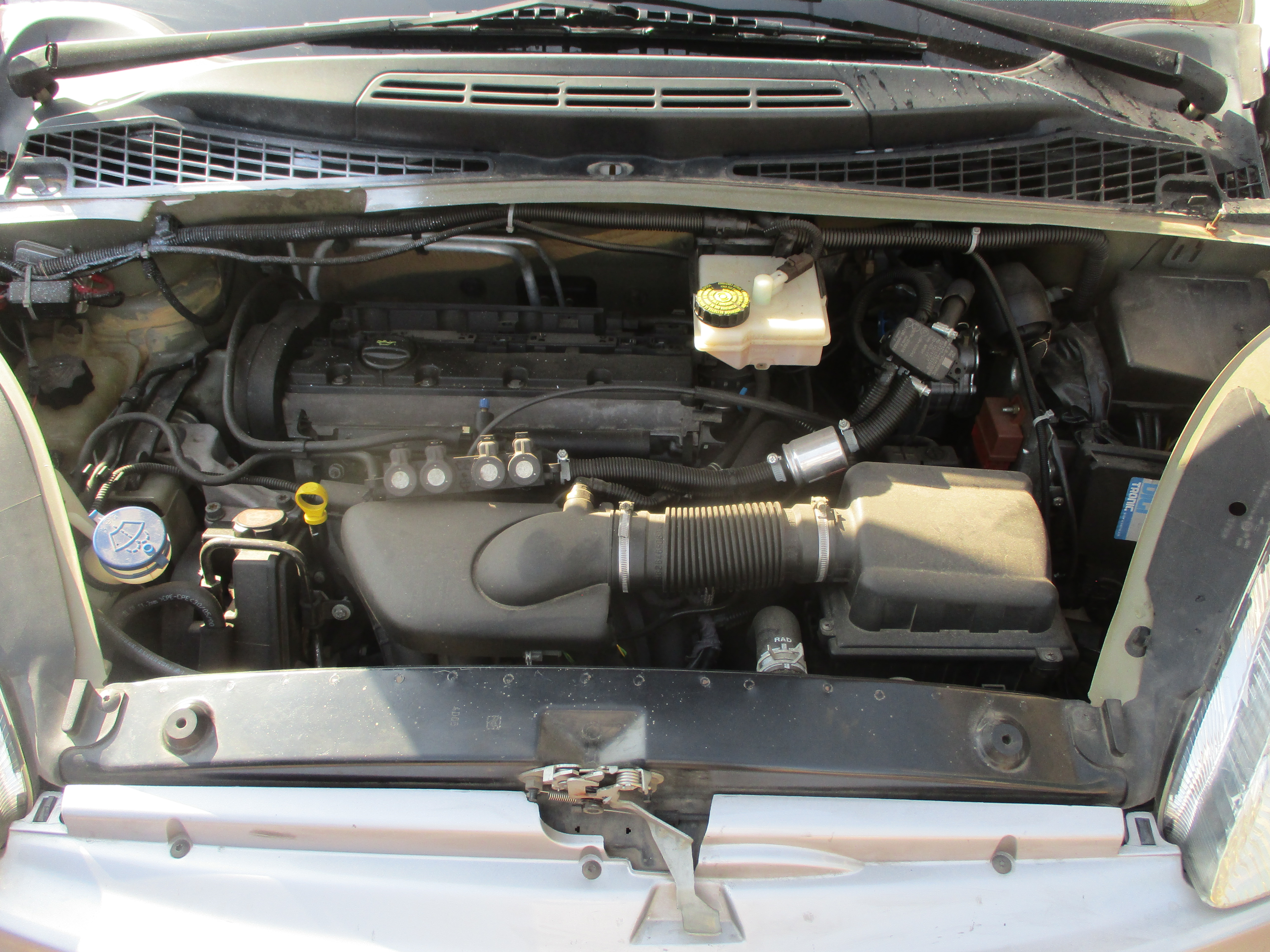 Βάσεις Μηχανής Citroen Xsara Picasso ’01 Προσφορά.