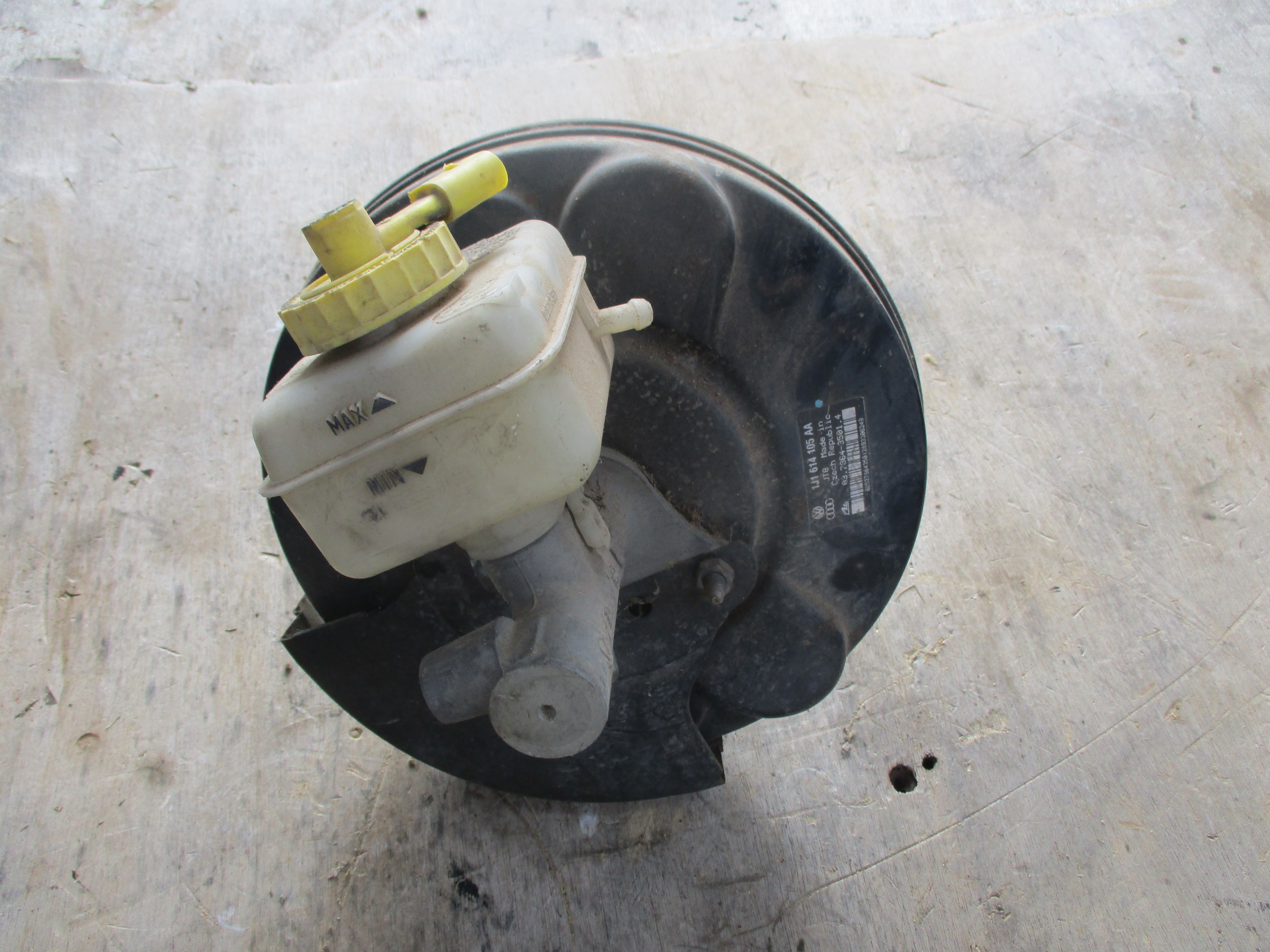 Σεβρόφρενο Skoda Octavia ’04 Προσφορά.