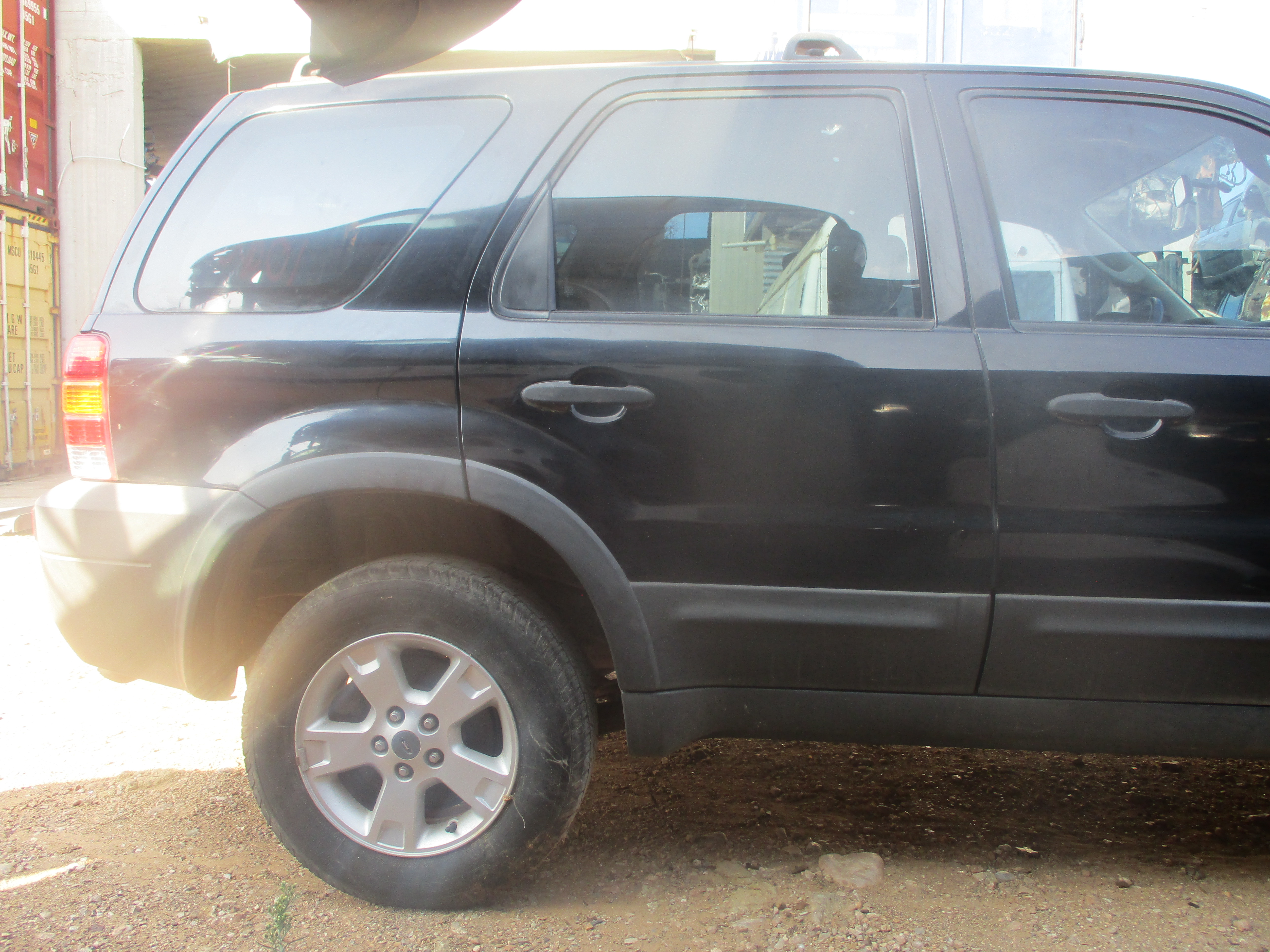 Φινιστρίνια Ford Maverick ’05 Προσφορά.