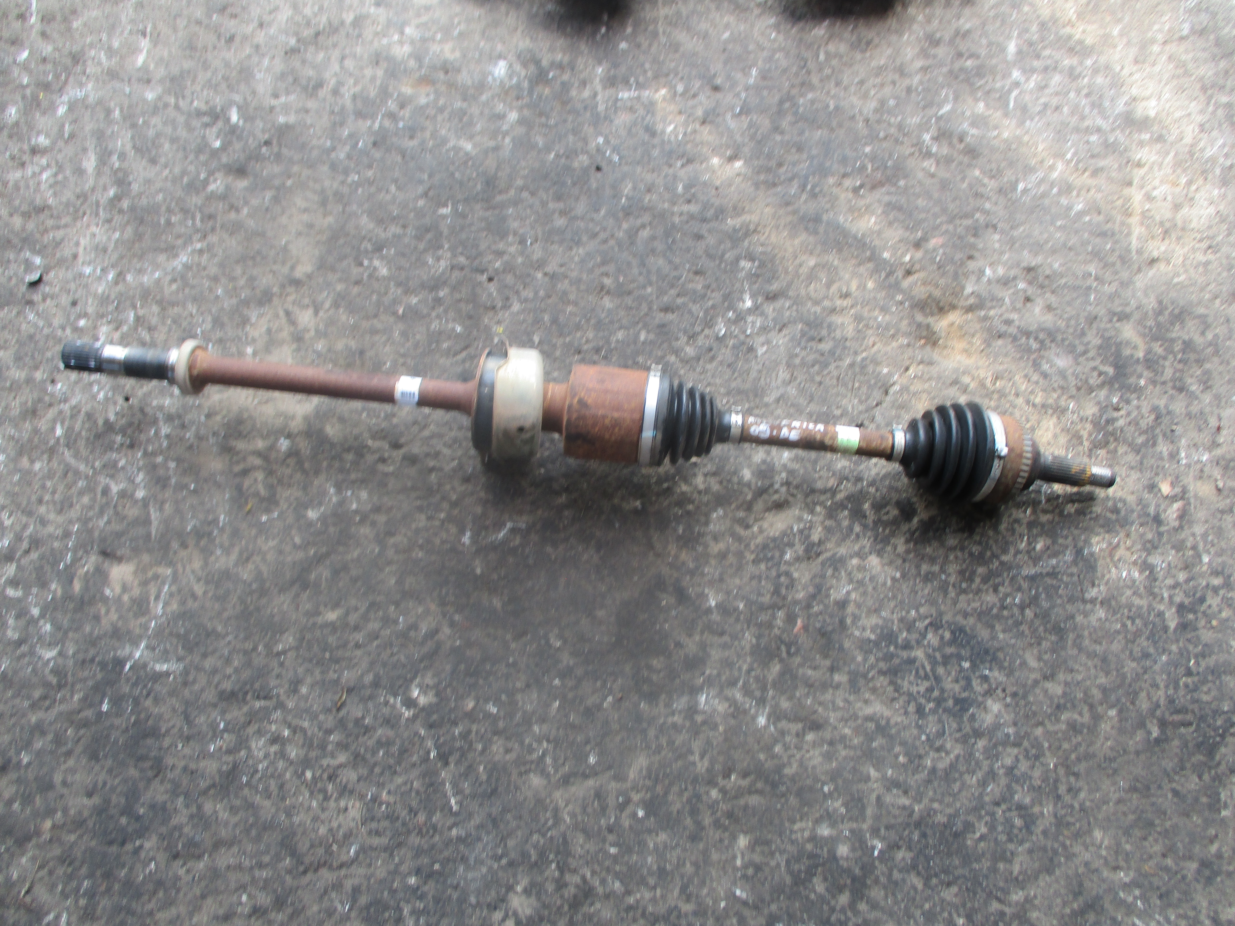 Ημιαξόνιο Εμπρός Δεξί Ford Maverick ’05 Προσφορά.