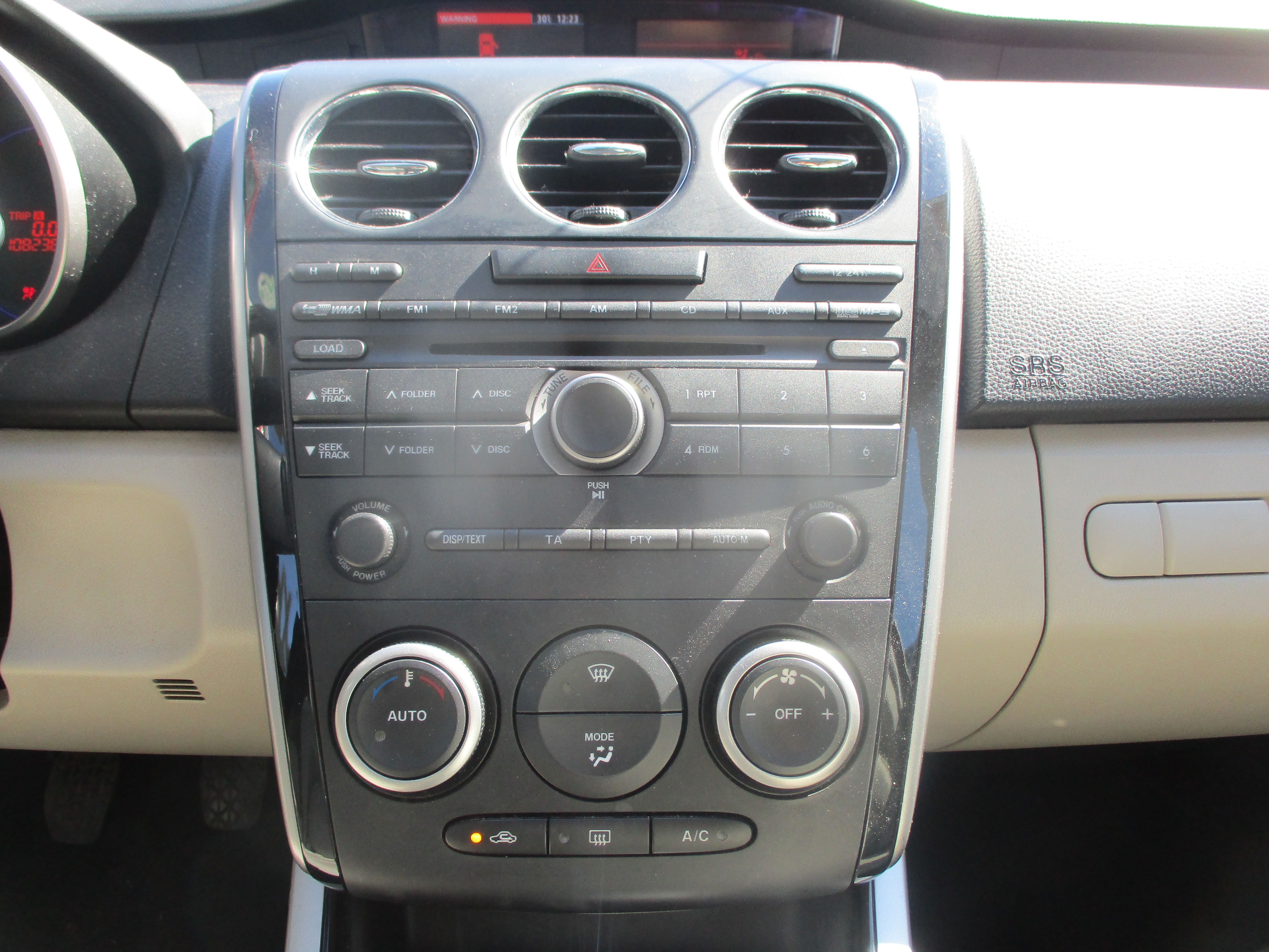 Ράδιο-CD ( 14791337 , 14795029 ) Mazda CX7 ’10 Προσφορά.