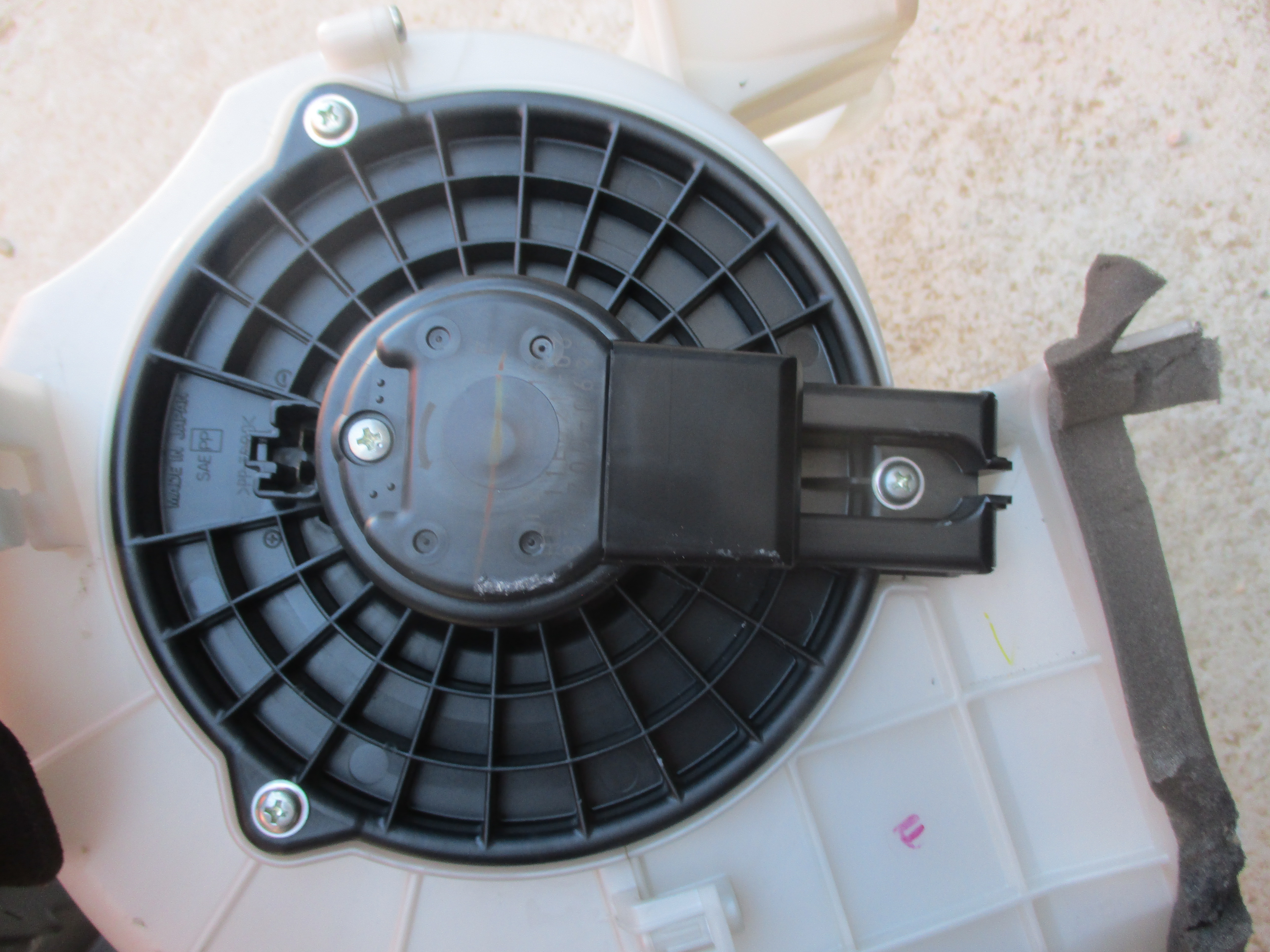 Μοτέρ Καλοριφέρ ( 872700-0690 , HB111E021-03 ) Mazda CX7 ’10 Προσφορά.