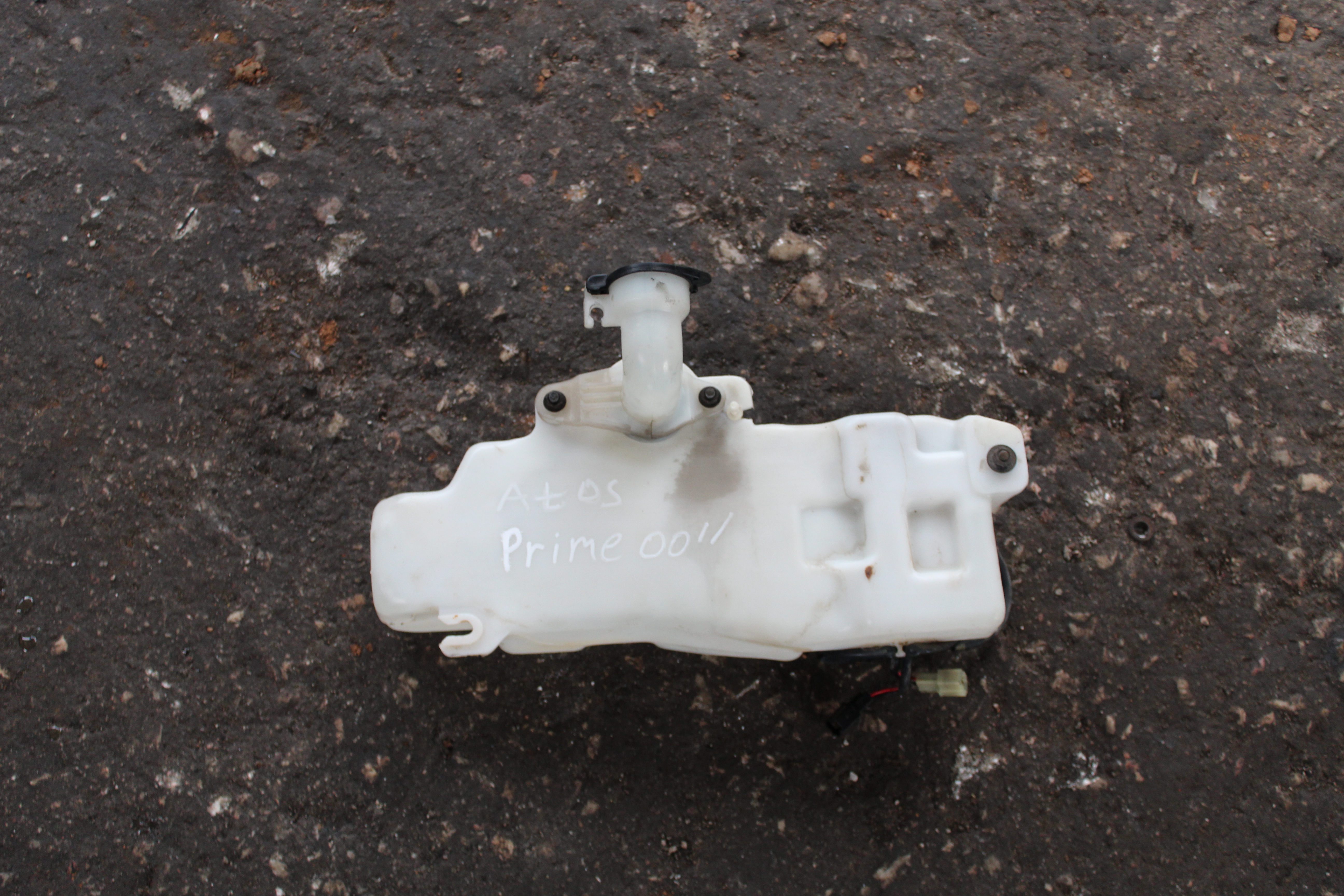 Δοχείο Νερού Υαλοκαθαριστήρων Hyundai Atos ’01 Προσφορά.