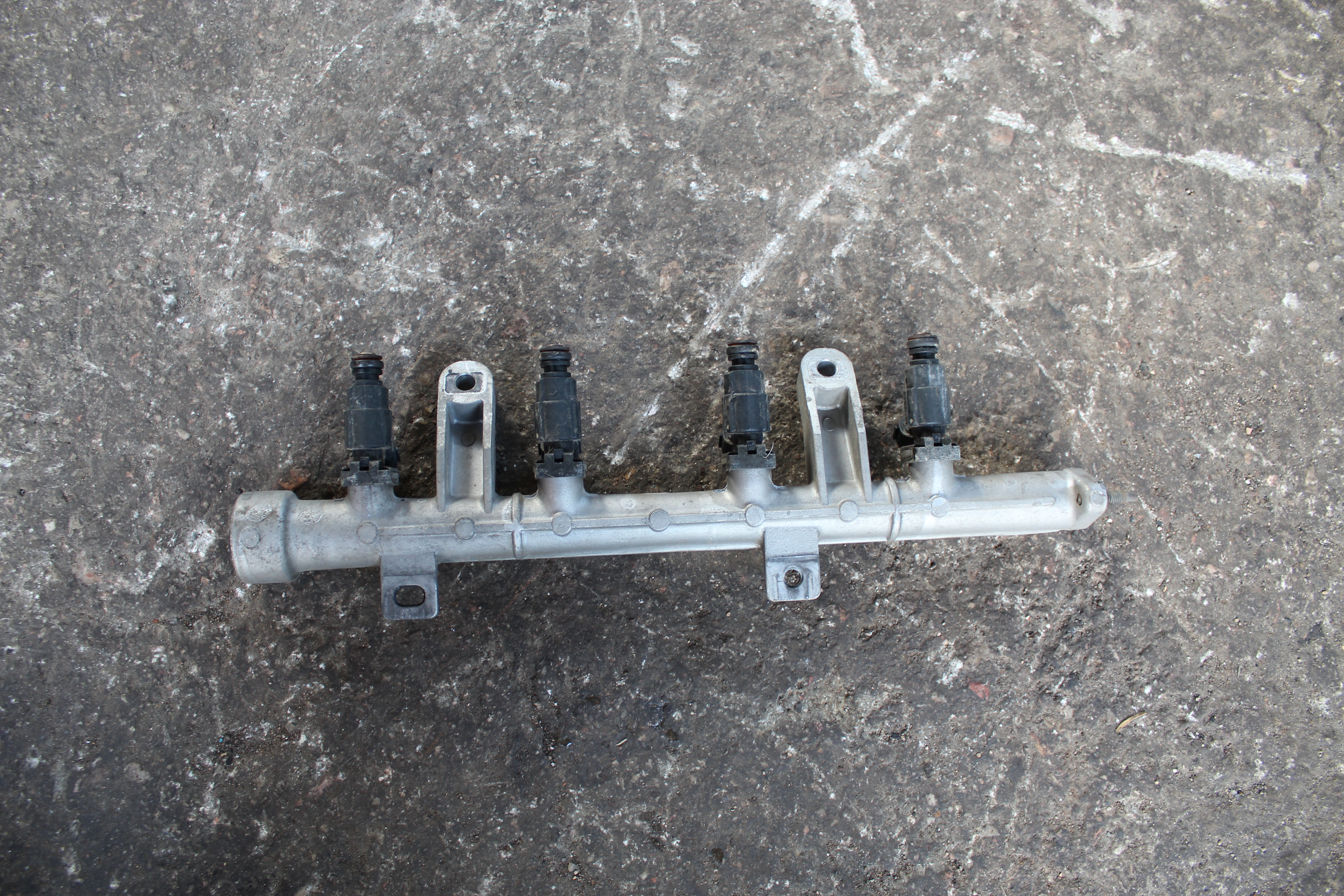 Μπεκιέρα με Μπεκ Hyundai Accent ’03 Προσφορά.