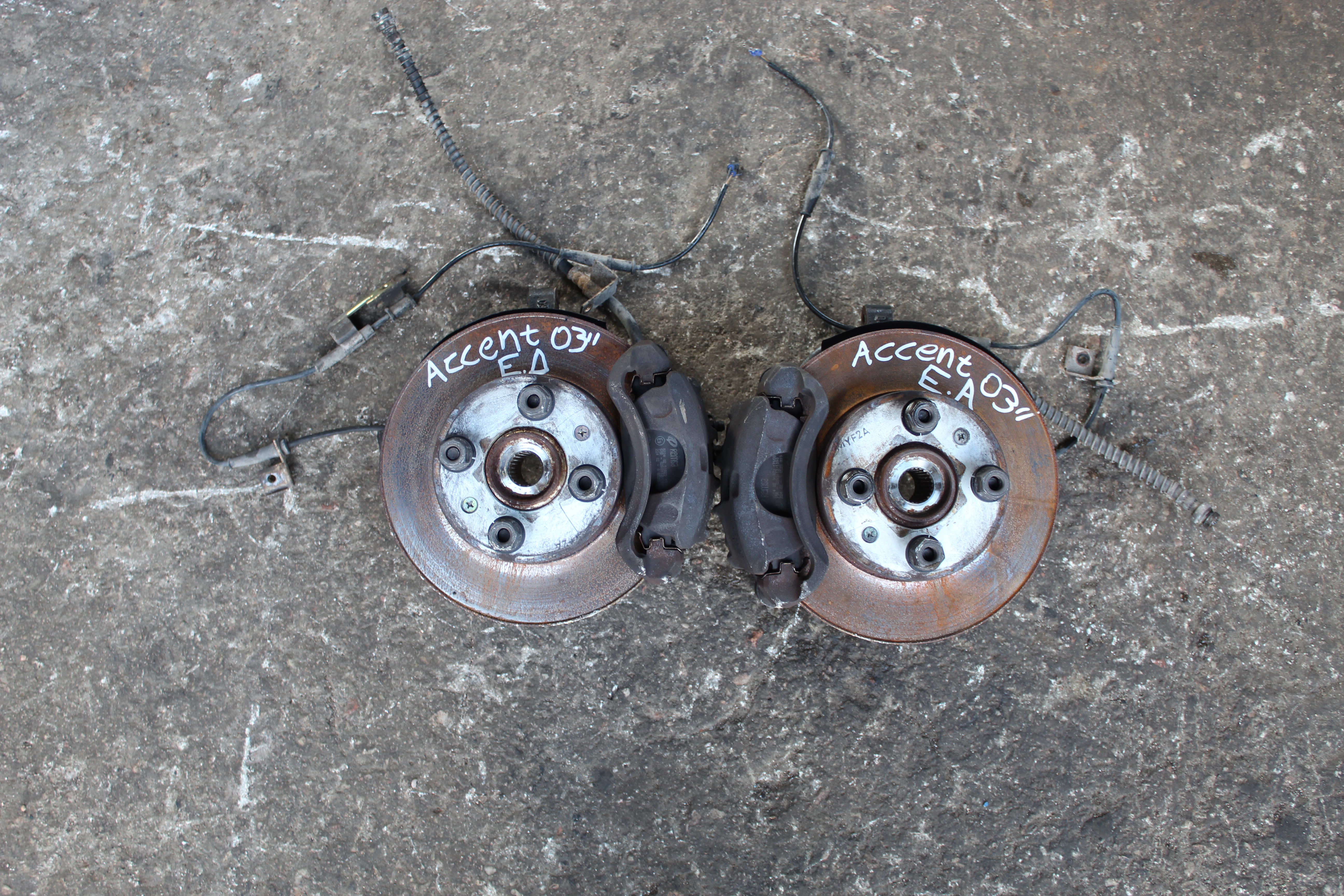 Ακραξόνια Hyundai Accent ’03 Προσφορά.