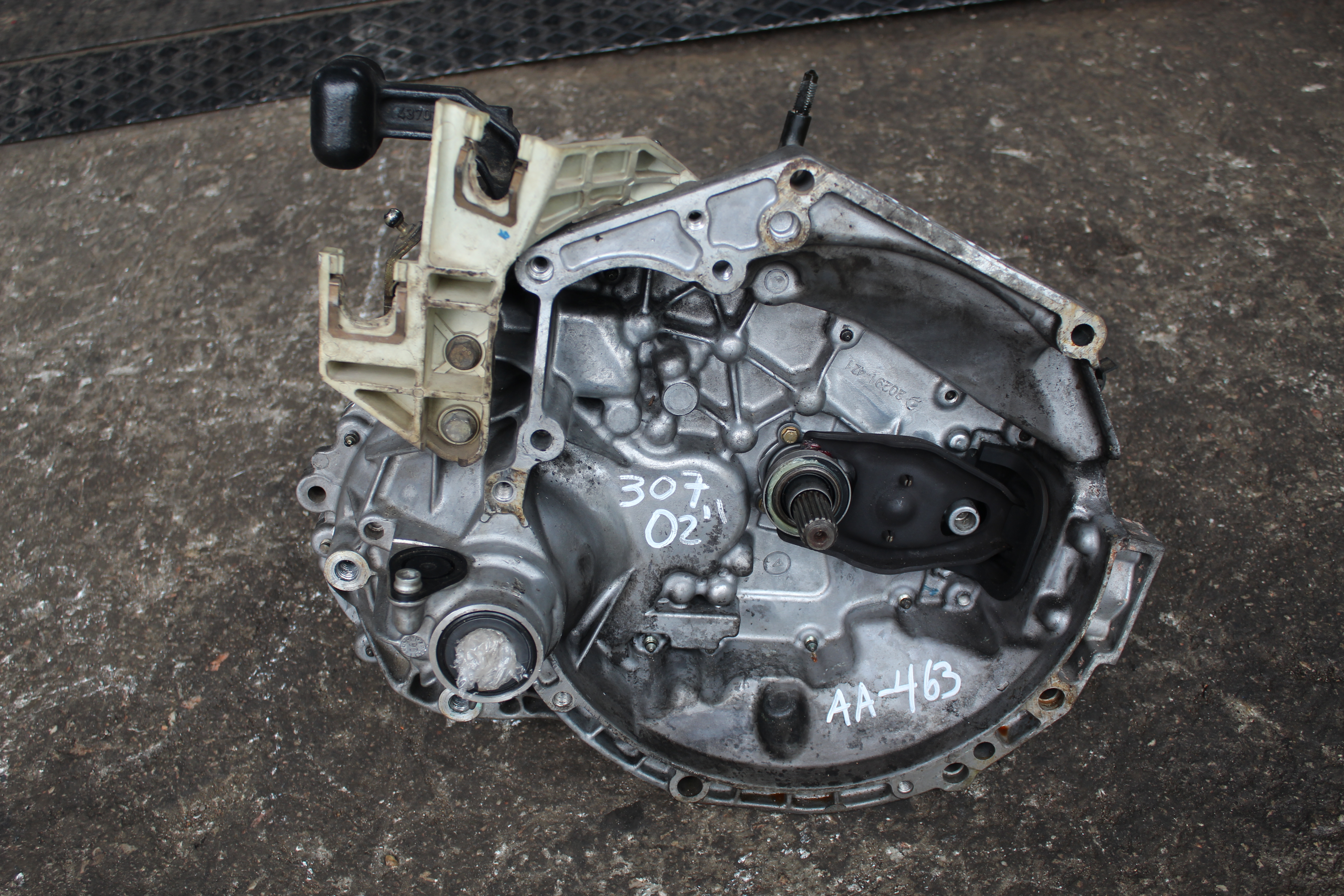 Χειροκίνητο Σασμάν KFW Peugeot 307 ’02 Προσφορά.