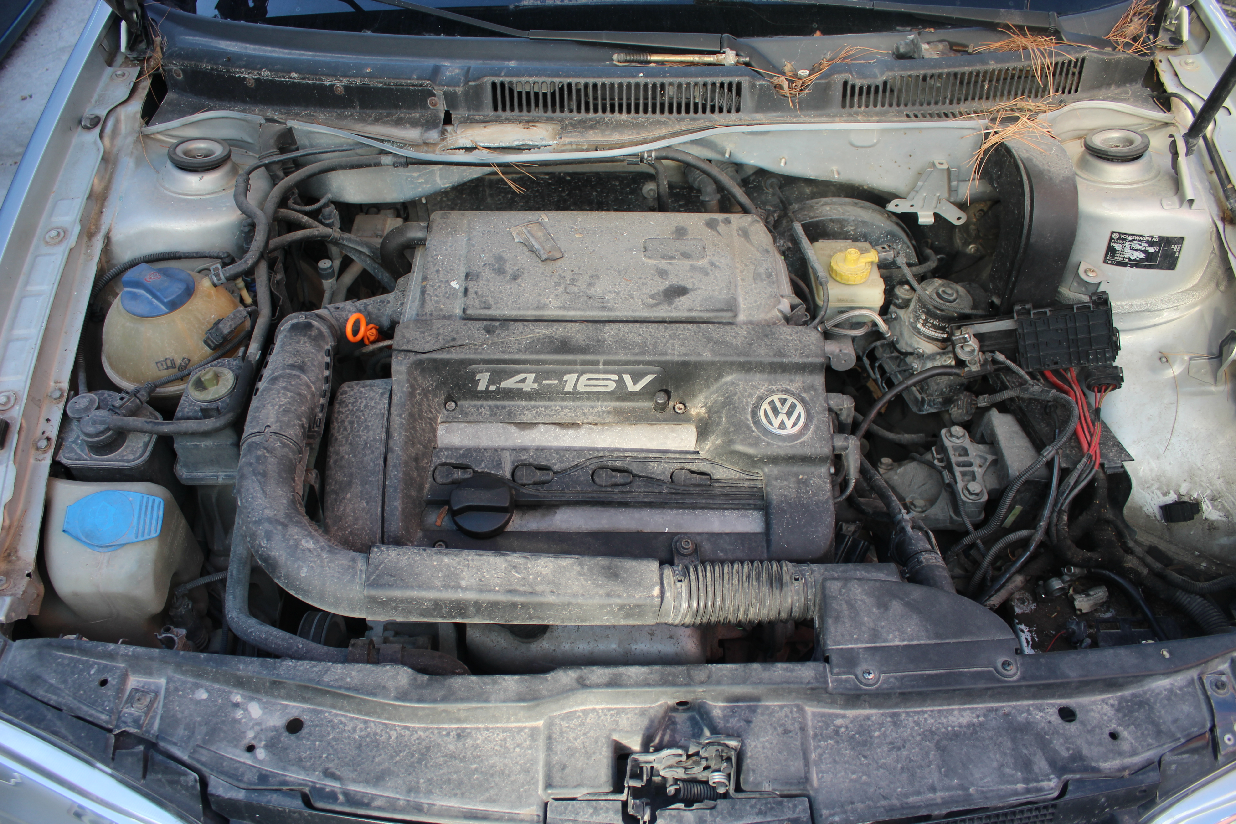 Βάσεις Μηχανής VW Golf ’02 Προσφορά.