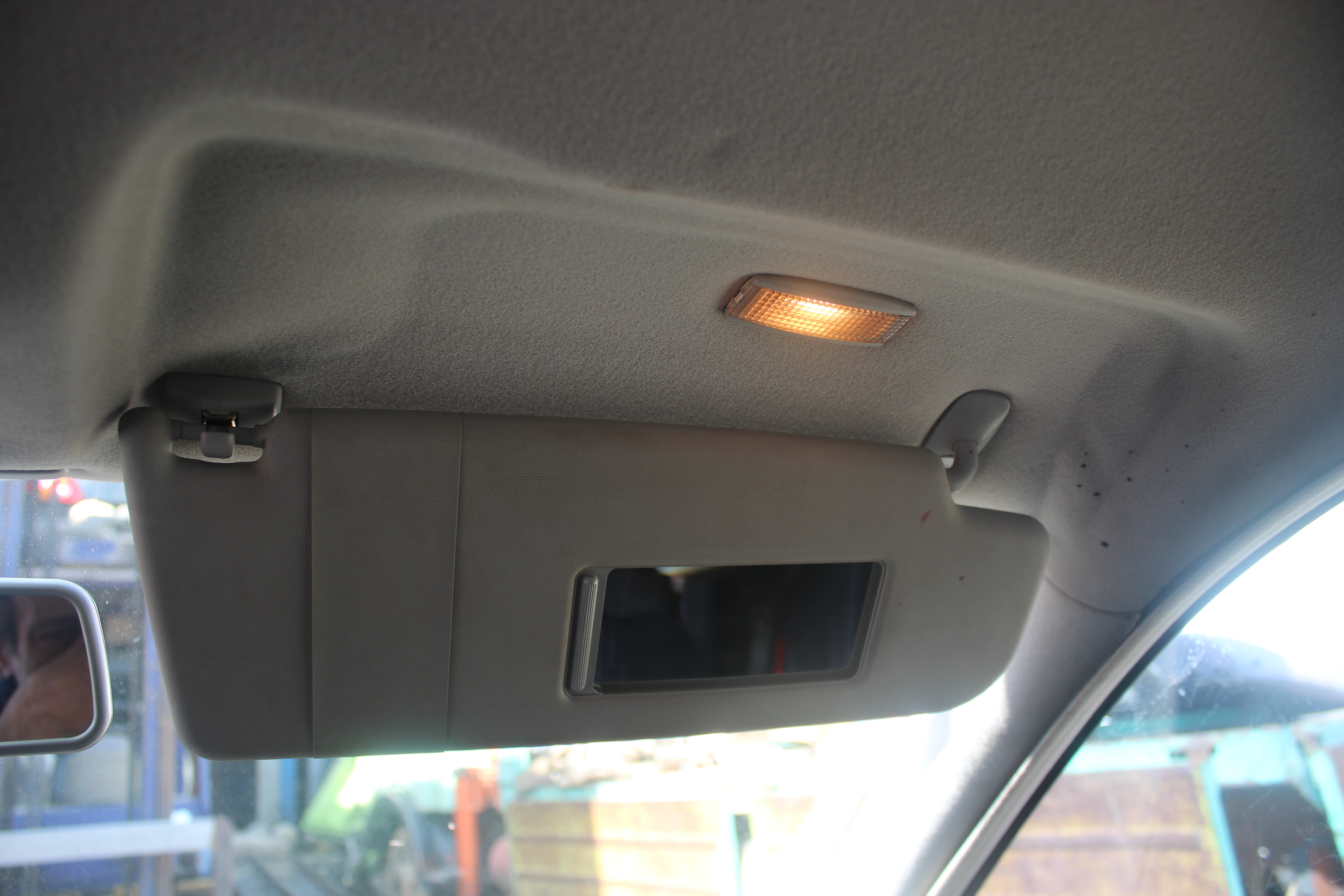 Σκιάδια Οδηγού-Συνοδηγού VW Golf ’02 Προσφορά.