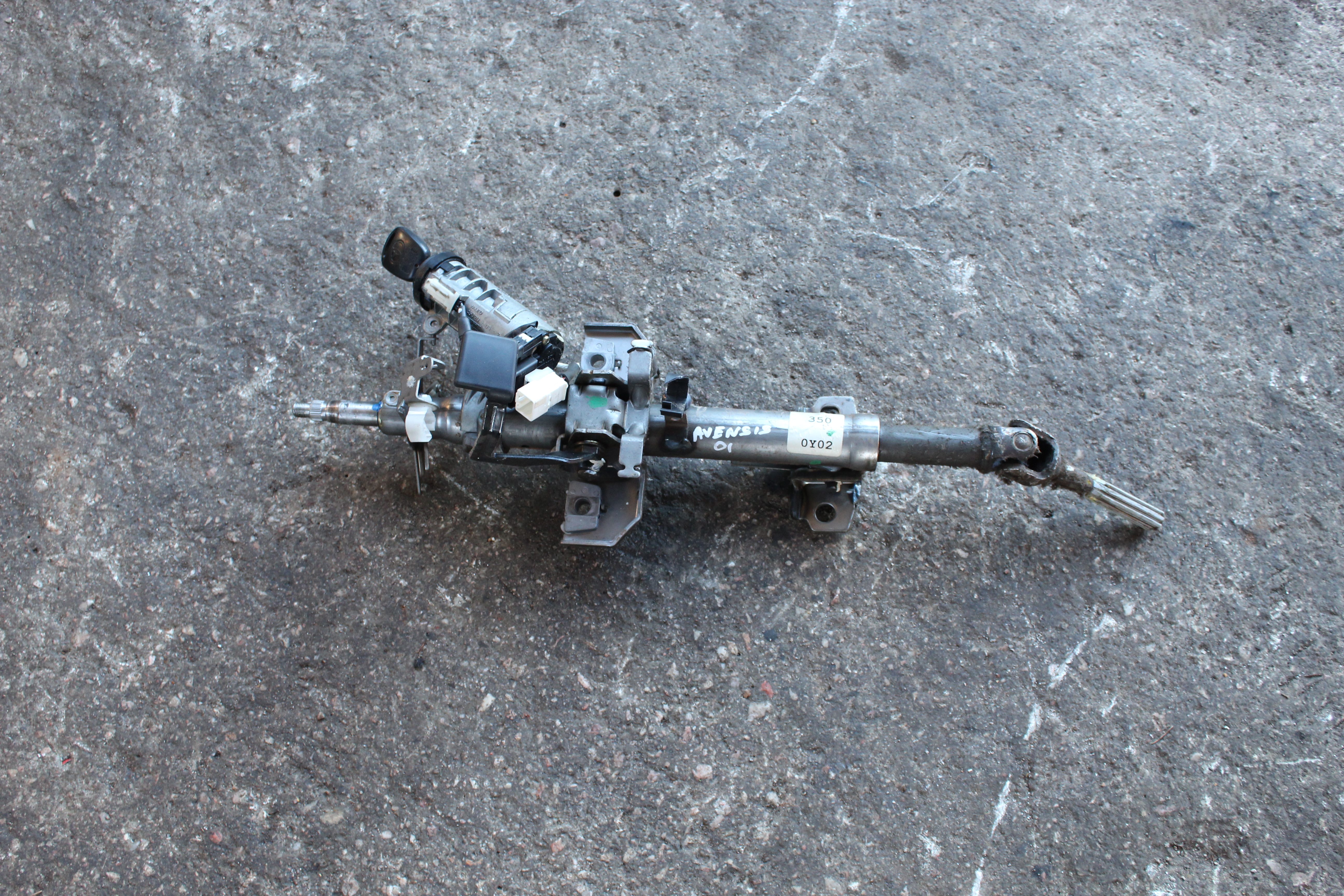 Κλειδαριά Μίζας Toyota Avensis ’01 Προσφορά.