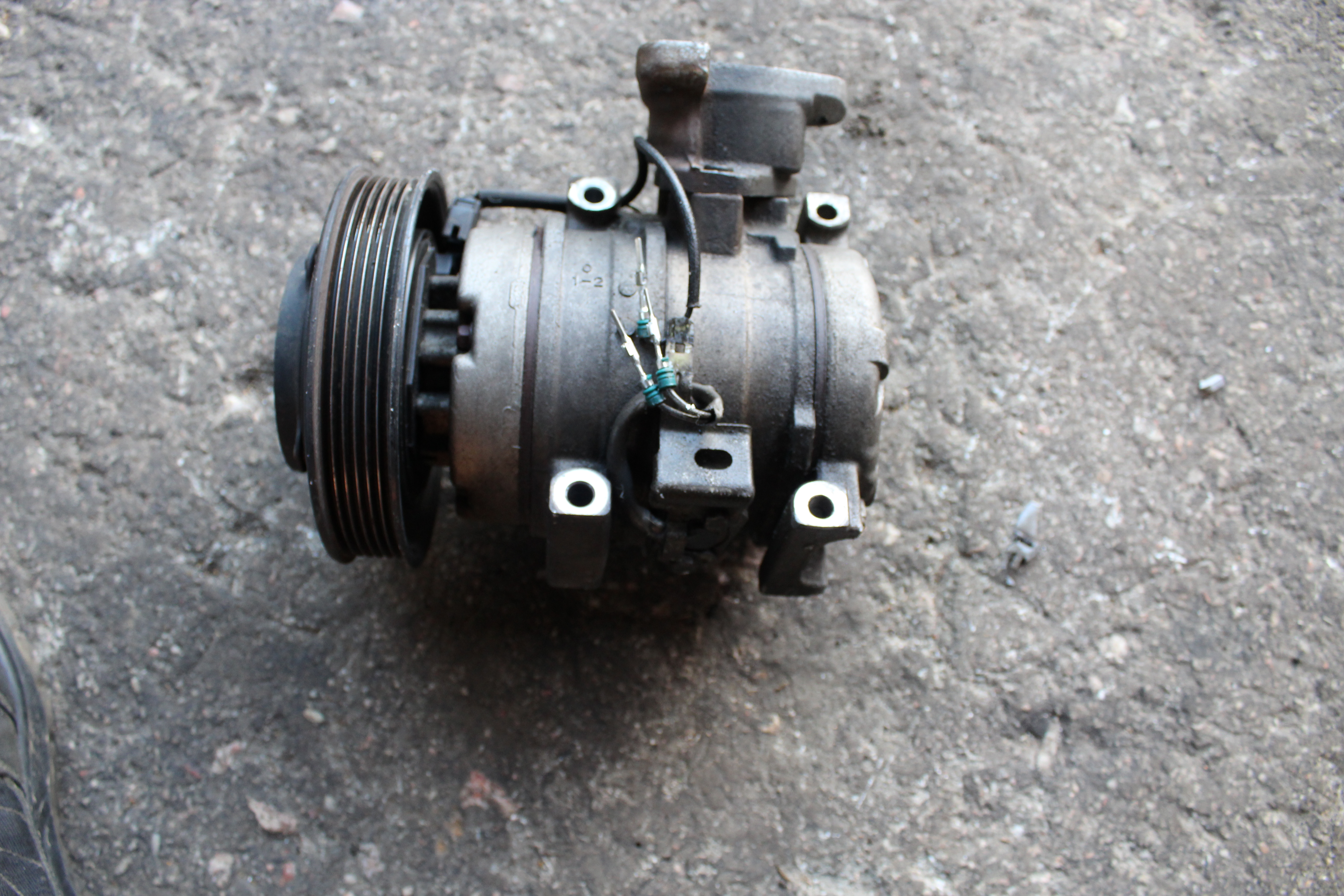 Κομπρεσέρ Aircodition ( 447220-3913 ) Toyota Avensis ’01 Προσφορά.