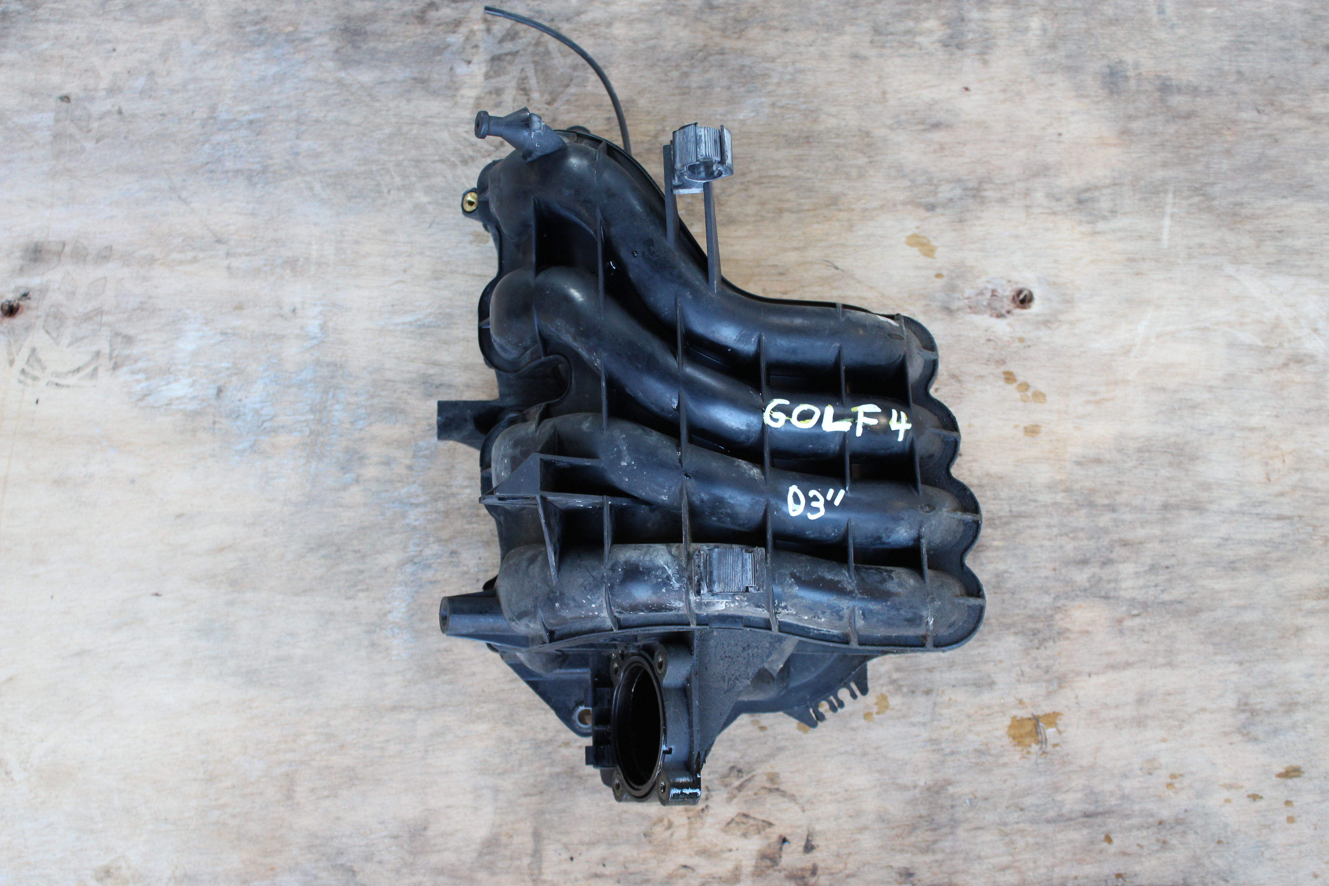 Πολλαπλή Εισαγωγής ΒΒΖ VW Golf ’02 Προσφορά.