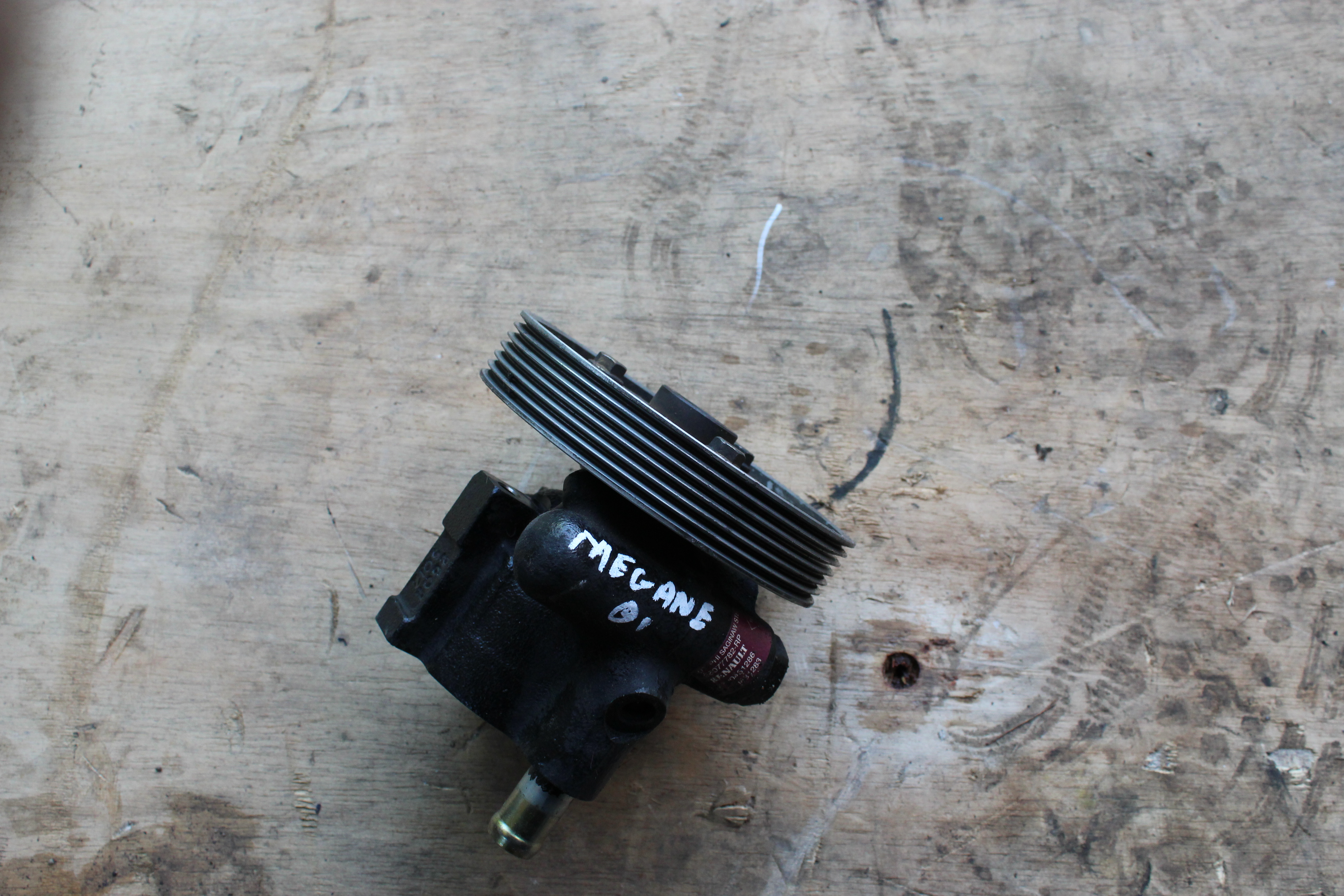 Αντλία Υδραυλικού Τιμονιού ( 26077782-RP ) Renault Megane Classic ’01 Προσφορά.