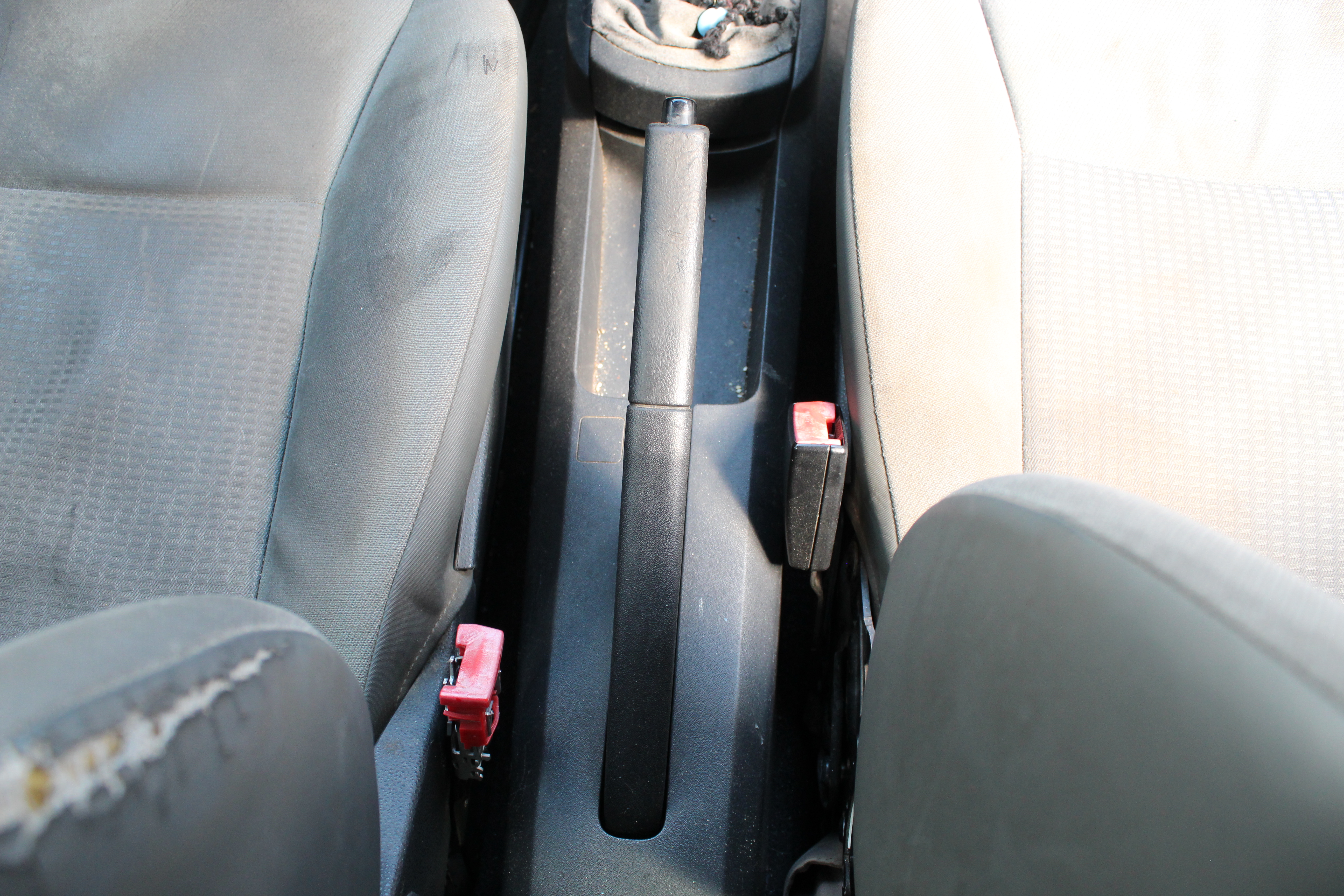 Χειρόφρενο Seat Ibiza ’03 Προσφορά.