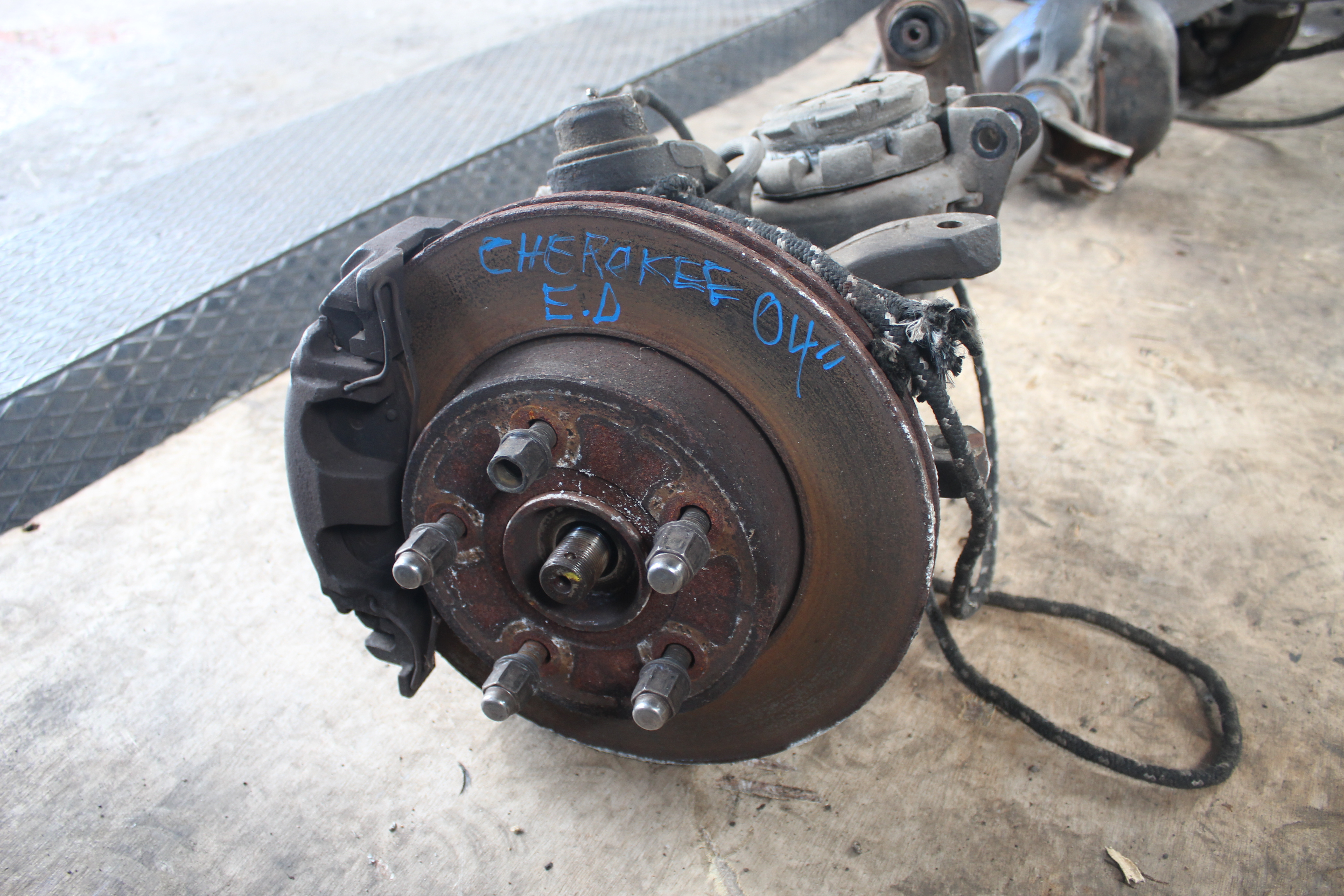 Δαγκάνες Εμπρός- Πίσω Jeep Grand Cherokee ’04 Προσφορά.