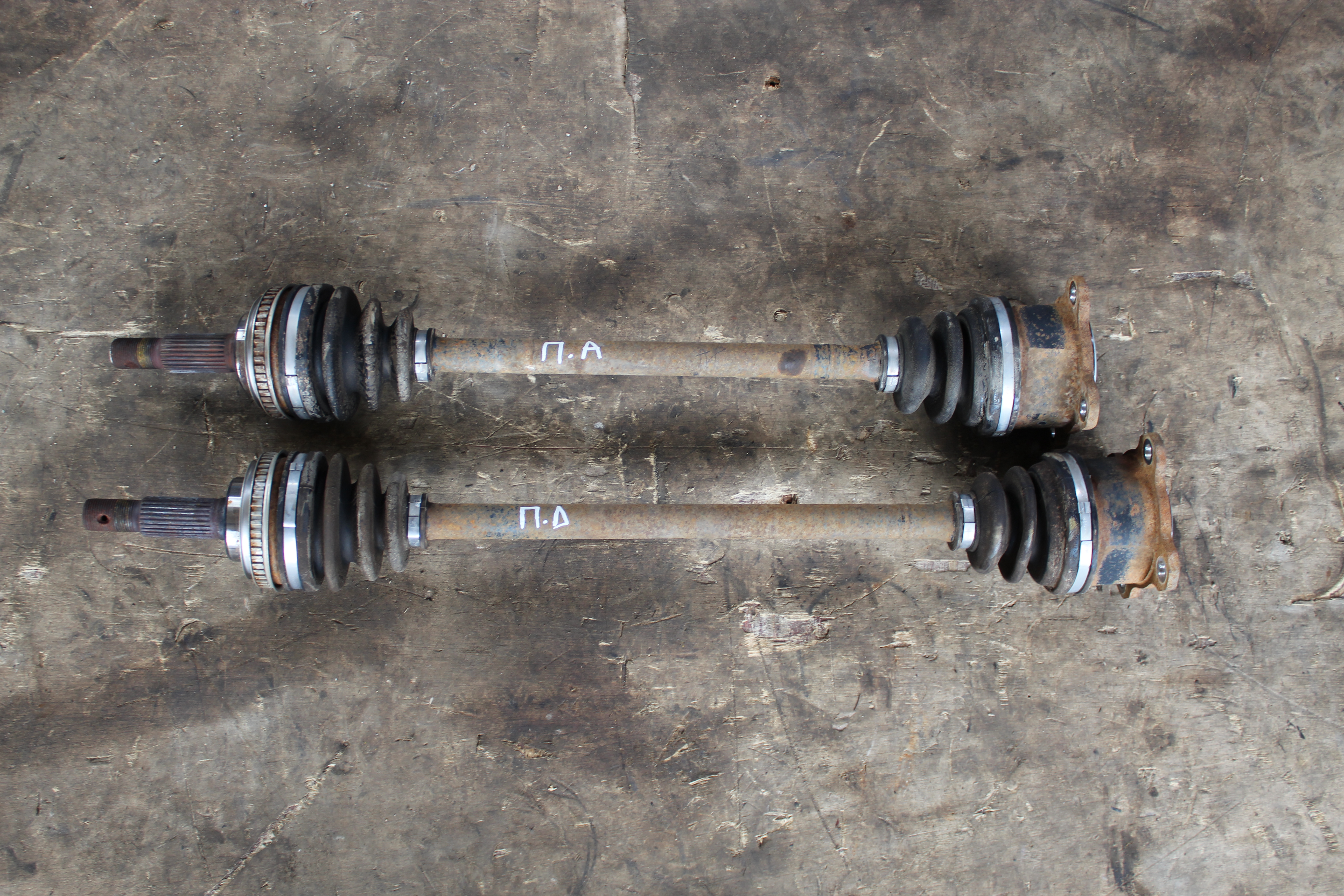 Ημιαξόνια Πίσω Toyota RAV 4 ’03 Προσφορά.