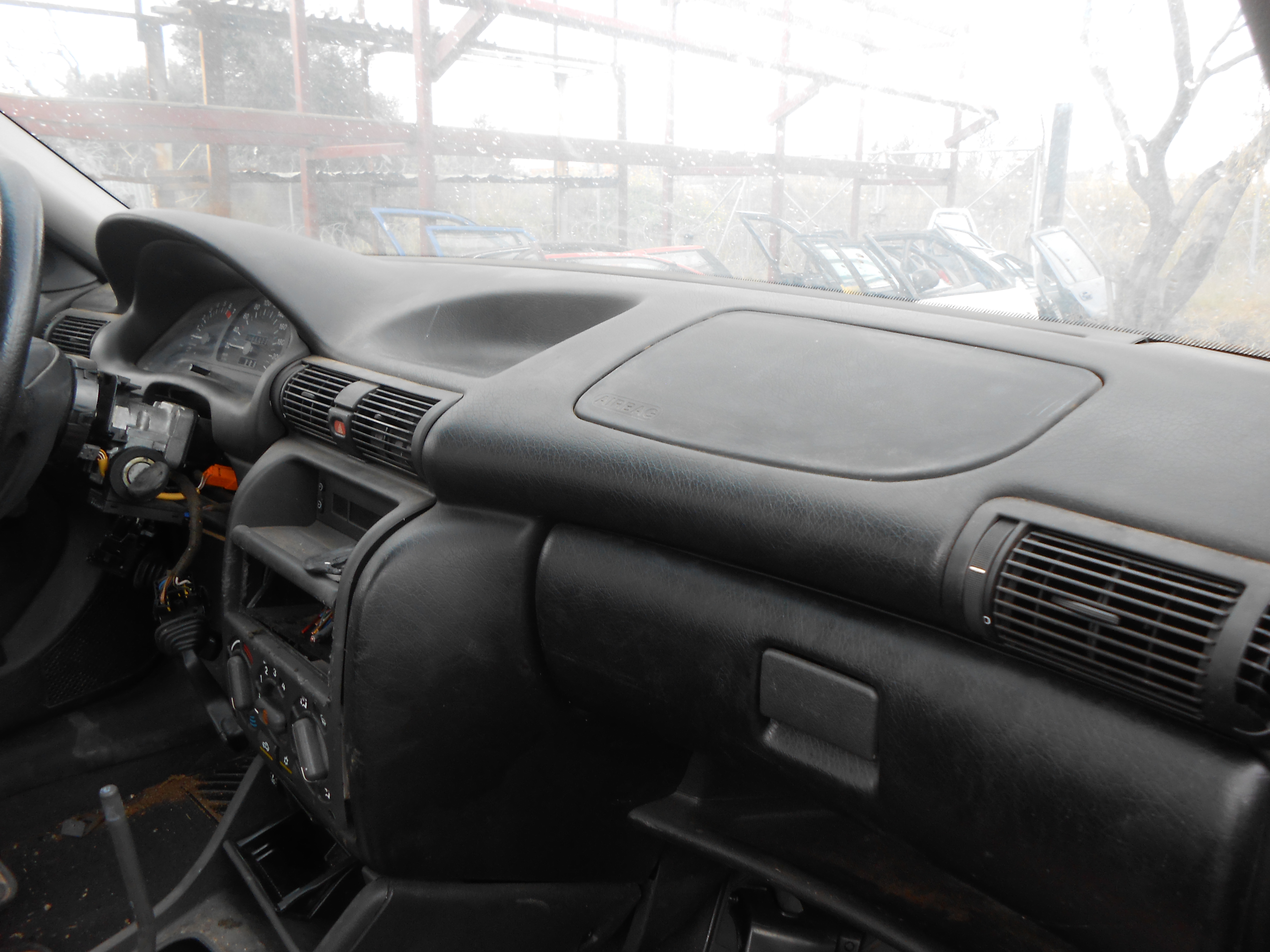 Nτουλαπάκι Opel Astra F ’94 Προσφορά!