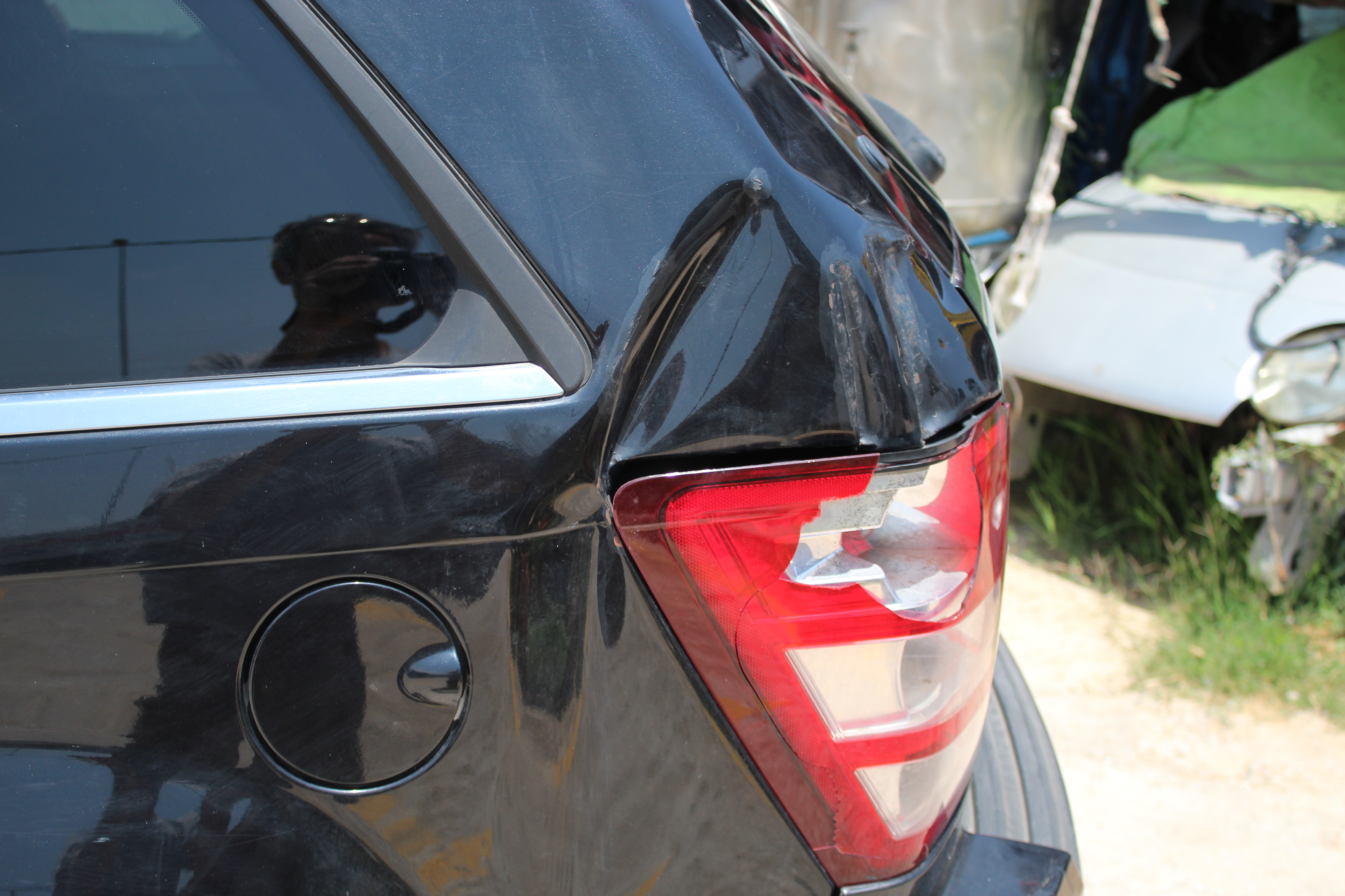 Πορτάκι Ρεζερβουάρ Jeep Grand Cherokee ’08 Προσφορά.