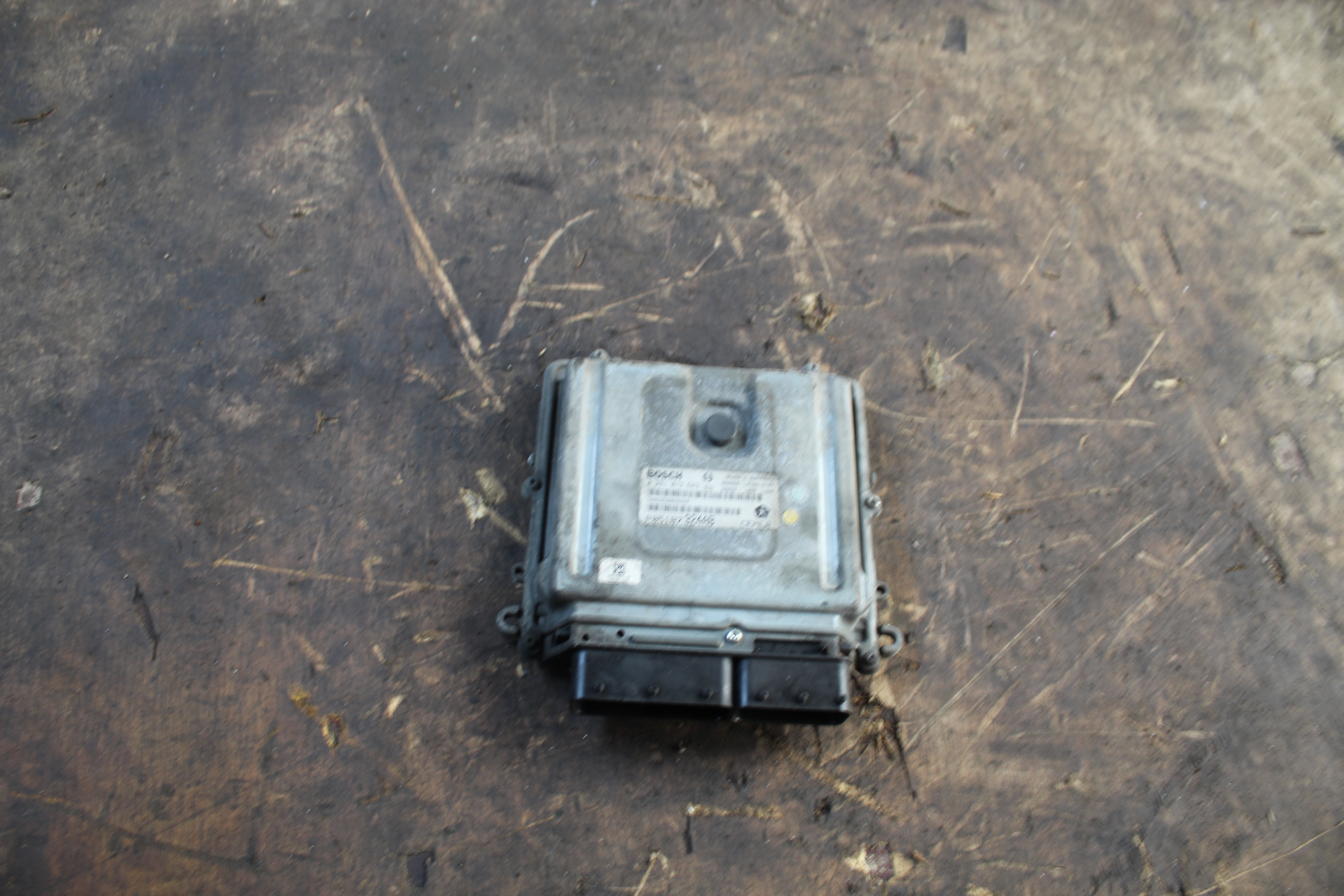 Εγκέφαλος Κινητήρα Σετ ( P05187324AB , 0281013643 ) Jeep Grand Cherokee ’08 Diesel 3.0cc Προσφορά.