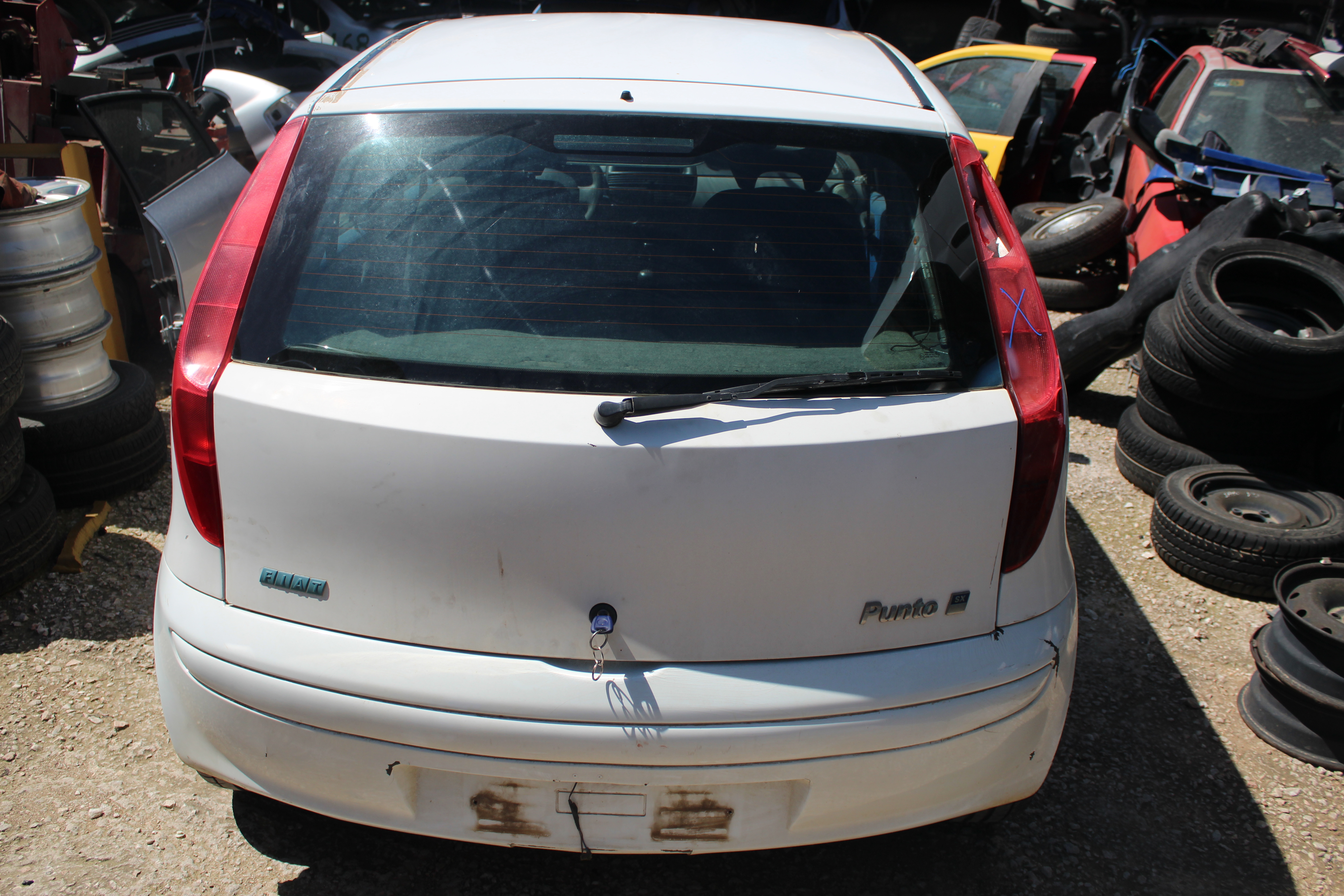 Τζαμόπορτα Fiat Punto ’00 Προσφορά.