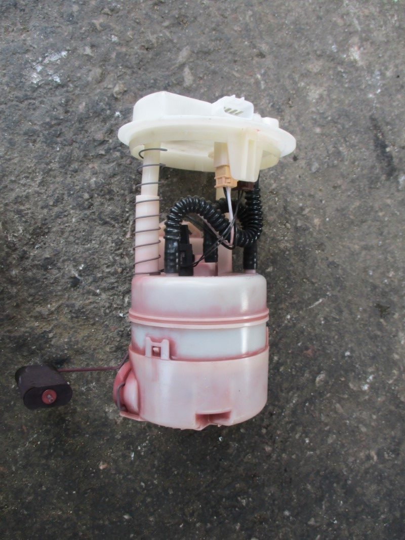 Αντλία Βενζίνης ( 17040AX000 , 09756679900 ) Nissan Note ’09 Προσφορά.